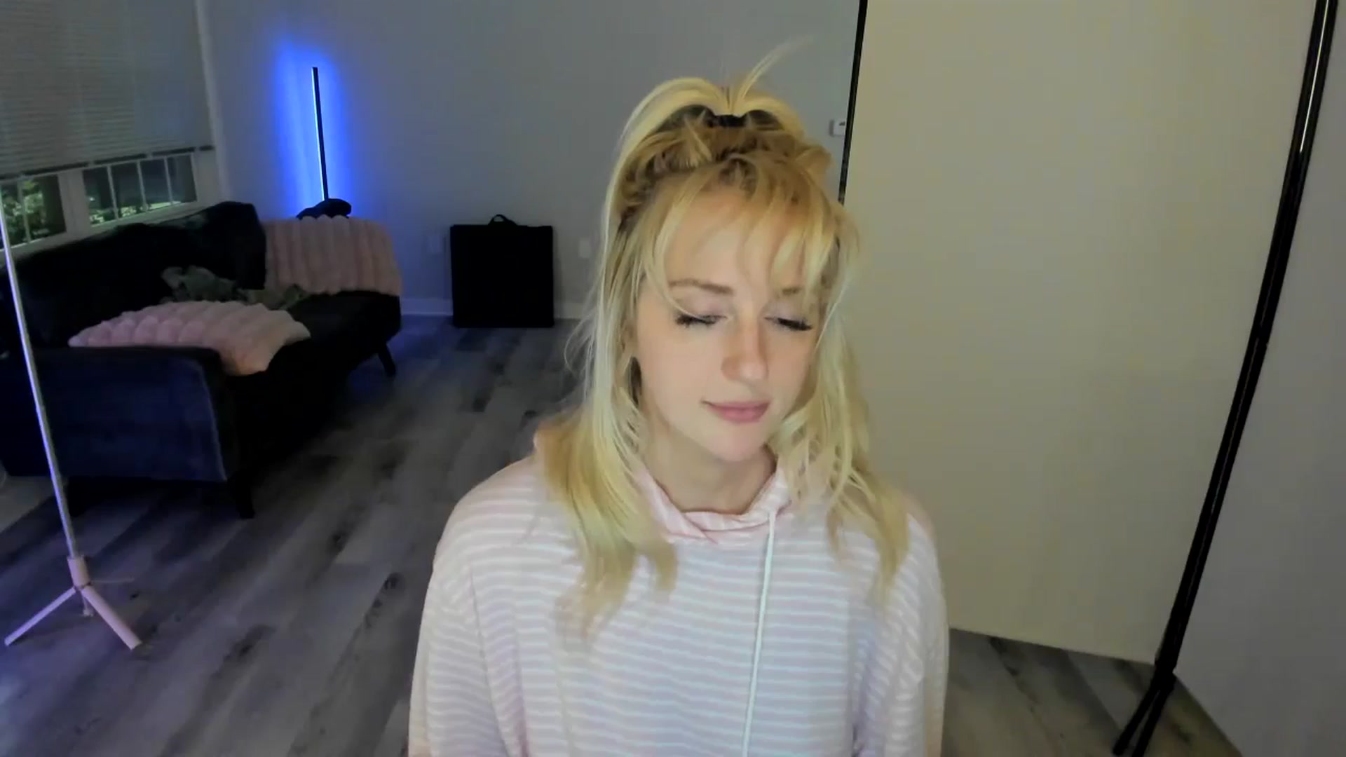 Gallery image thumbnail from Milk_Party's myfreecams stream on, 07/08/2024, 05:43 image 2 of 20