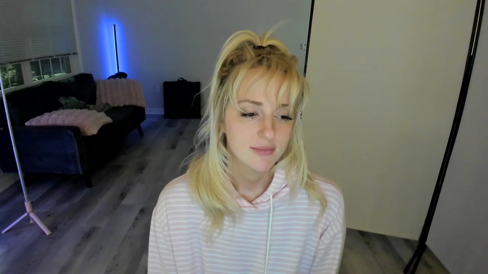 Gallery image thumbnail from Milk_Party's myfreecams stream on, 07/08/2024, 05:43 image 4 of 20