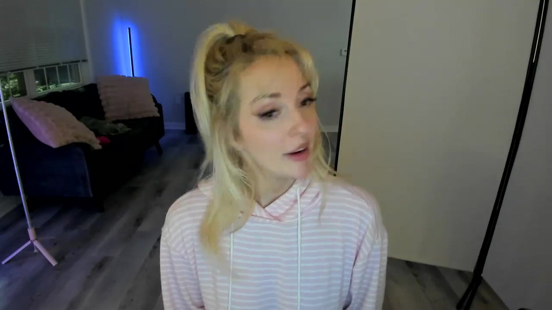 Gallery image thumbnail from Milk_Party's myfreecams stream on, 07/09/2024, 01:53 image 11 of 20