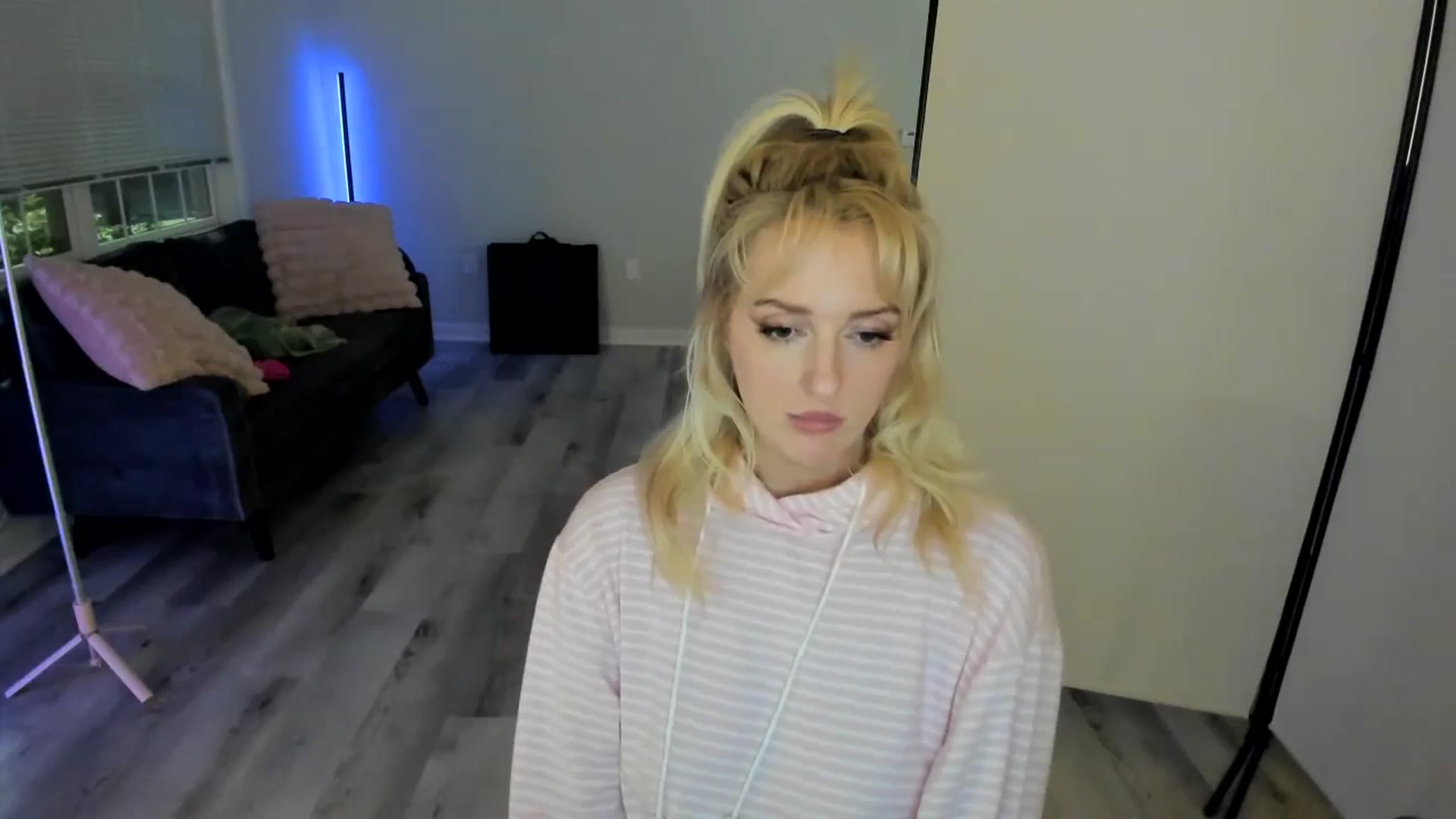 Gallery image thumbnail from Milk_Party's myfreecams stream on, 07/09/2024, 01:53 image 19 of 20
