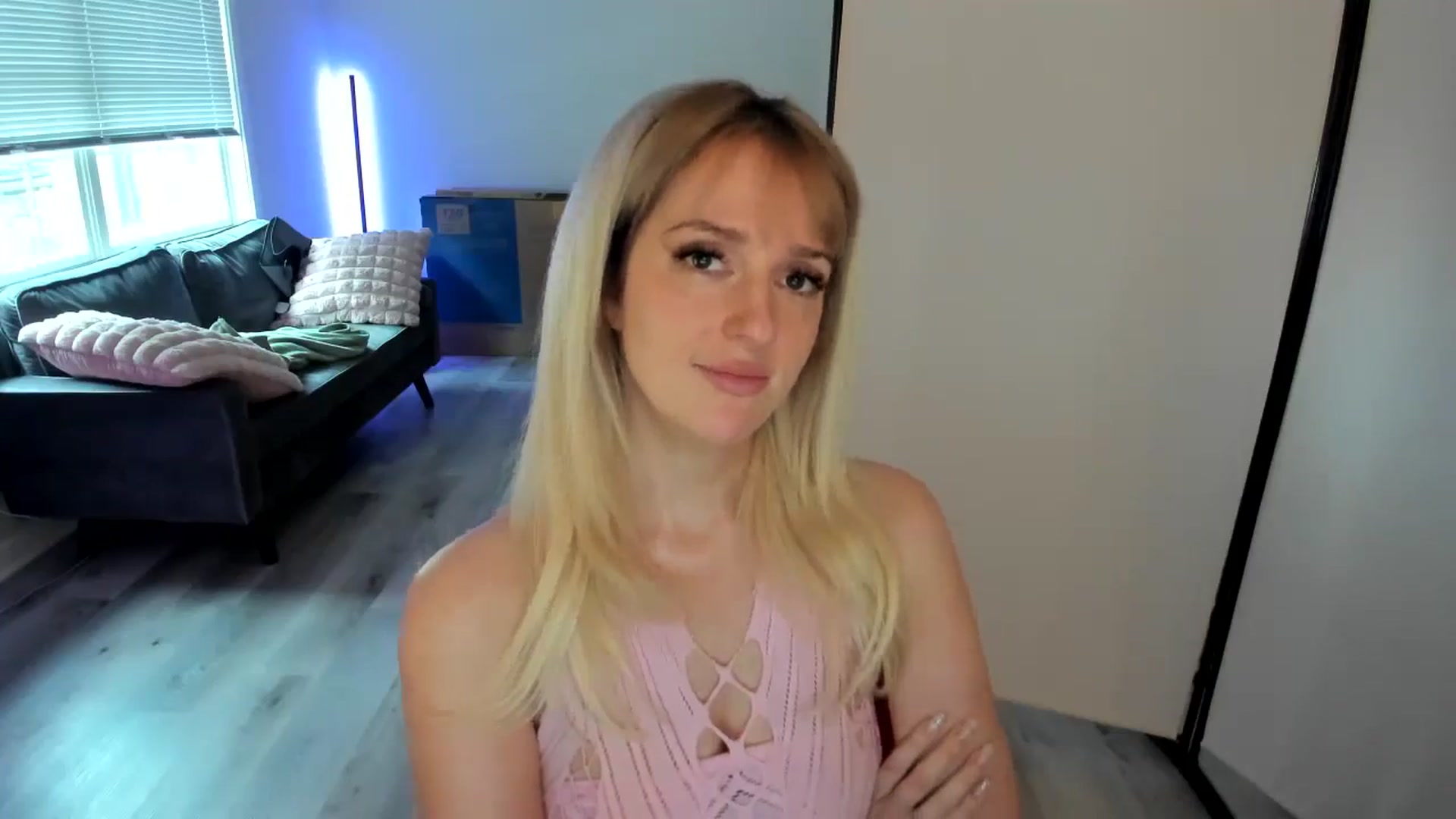 Gallery image thumbnail from Milk_Party's myfreecams stream on, 08/02/2024, 17:39 image 14 of 20