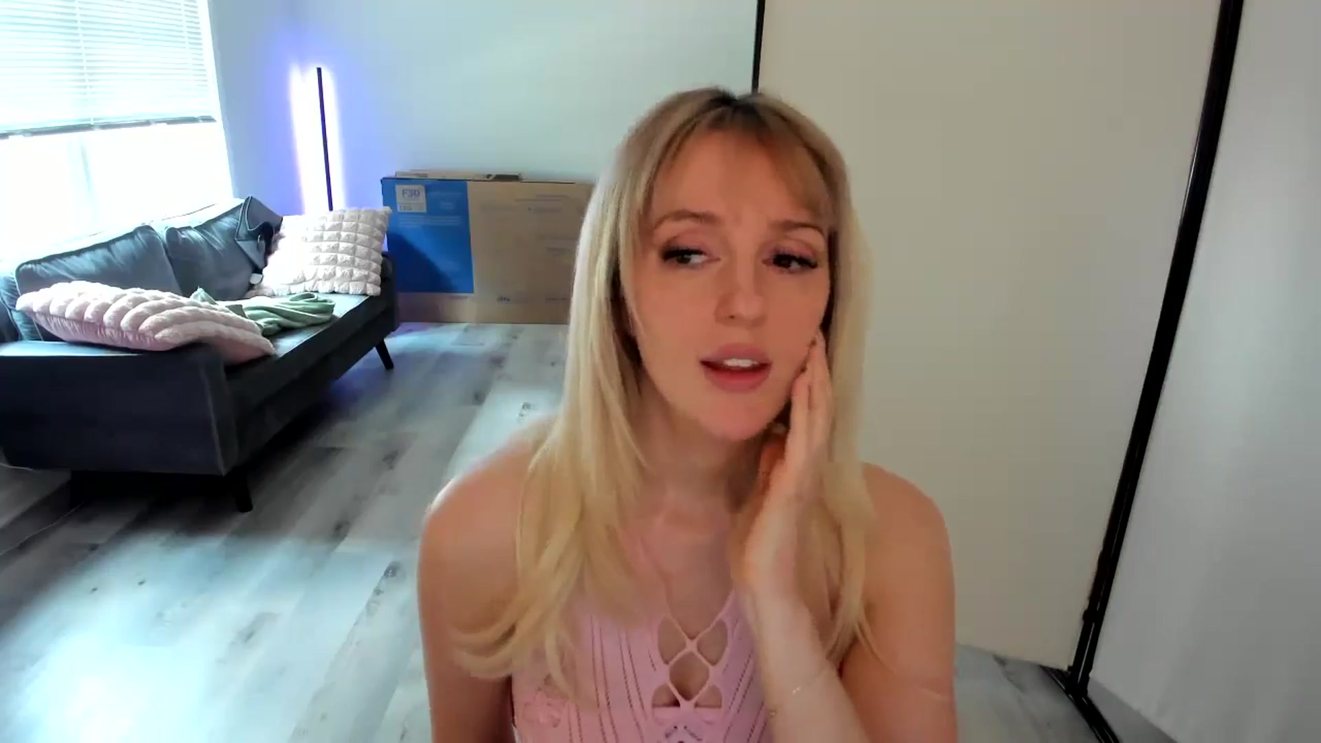 Gallery image thumbnail from Milk_Party's myfreecams stream on, 08/02/2024, 18:13 image 15 of 20