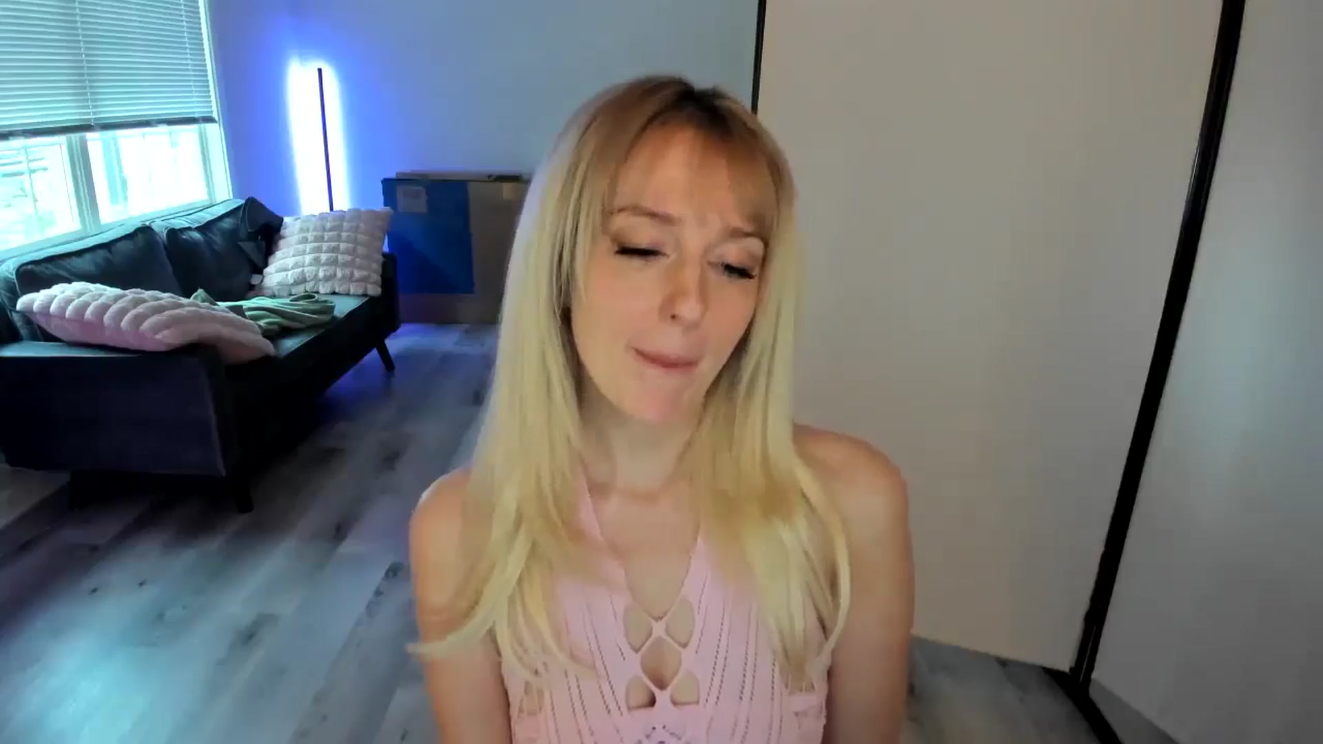 Gallery image thumbnail from Milk_Party's myfreecams stream on, 08/02/2024, 18:47 image 7 of 20