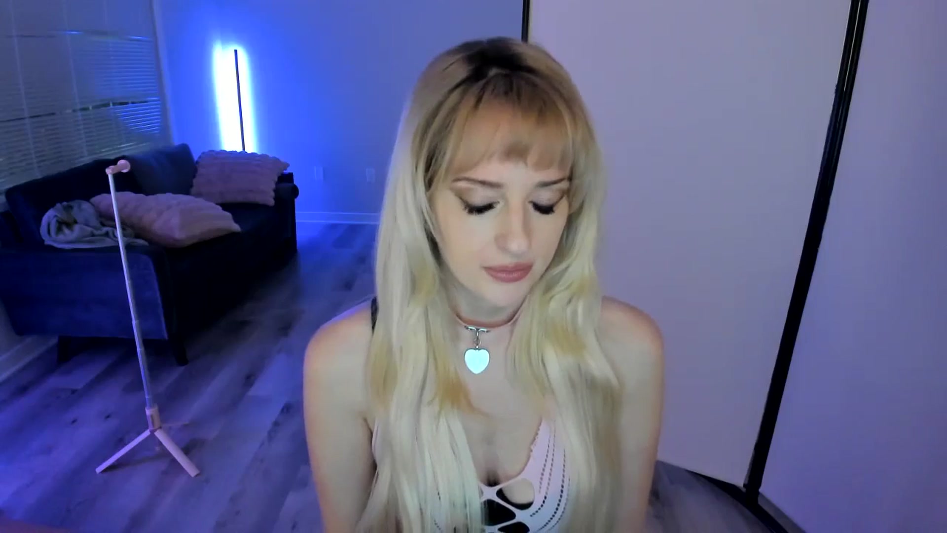 Gallery image thumbnail from Milk_Party's myfreecams stream on, 08/23/2024, 02:32 image 15 of 20