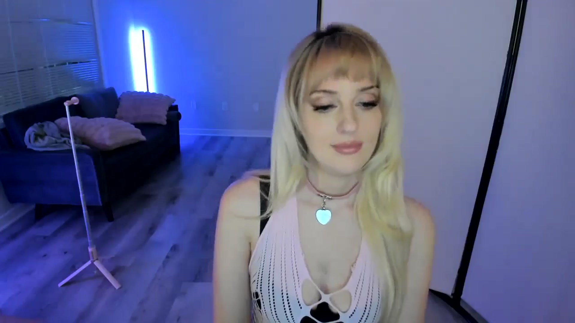 Gallery image thumbnail from Milk_Party's myfreecams stream on, 08/23/2024, 03:39 image 10 of 20