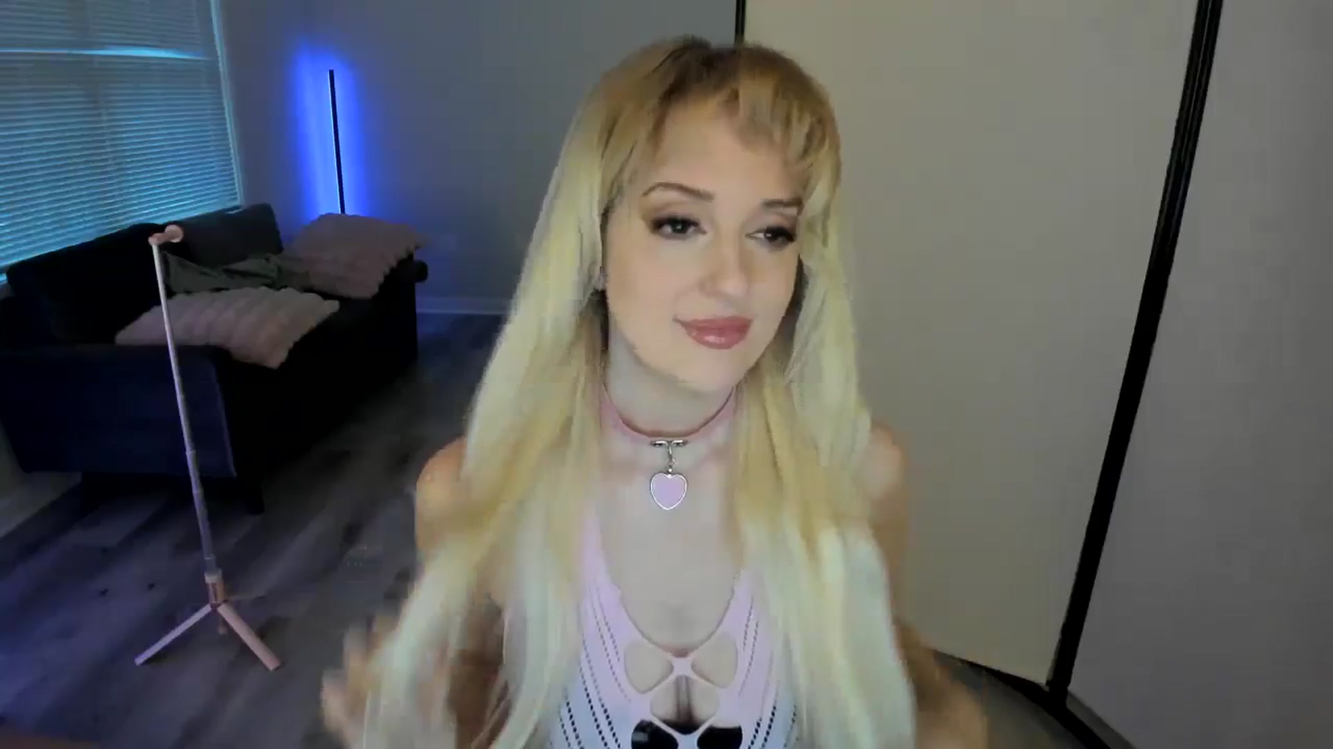 Gallery image thumbnail from Milk_Party's myfreecams stream on, 08/23/2024, 23:51 image 8 of 20