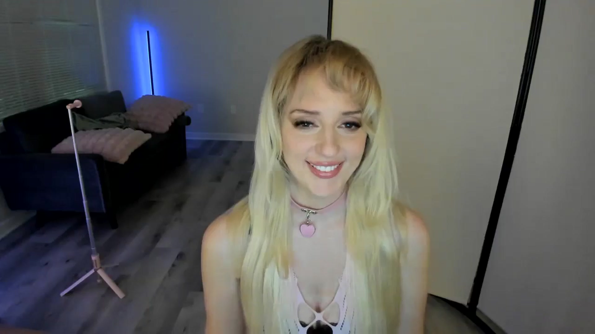 Gallery image thumbnail from Milk_Party's myfreecams stream on, 08/24/2024, 06:16 image 5 of 20