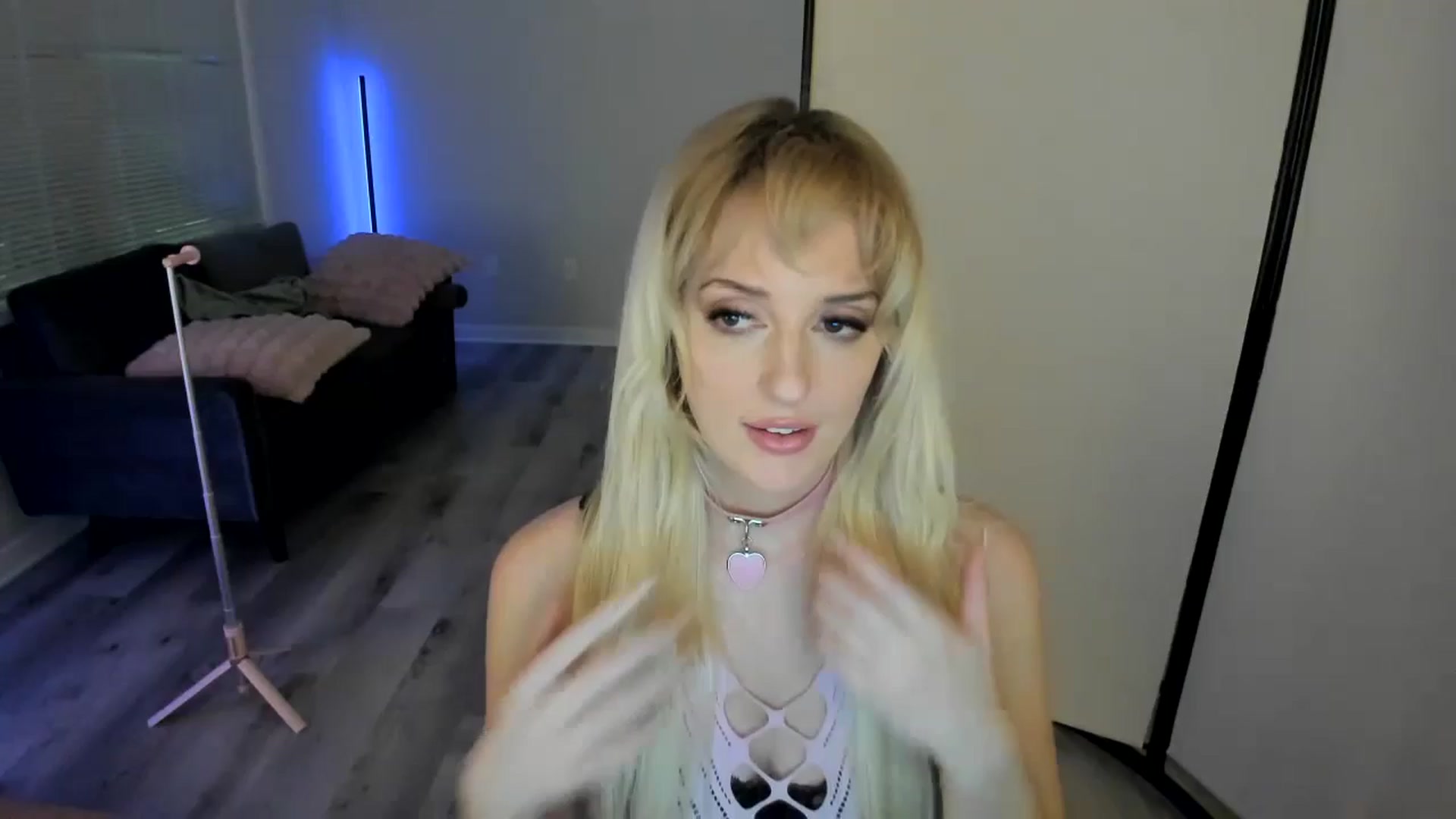 Gallery image thumbnail from Milk_Party's myfreecams stream on, 08/24/2024, 07:56 image 17 of 20