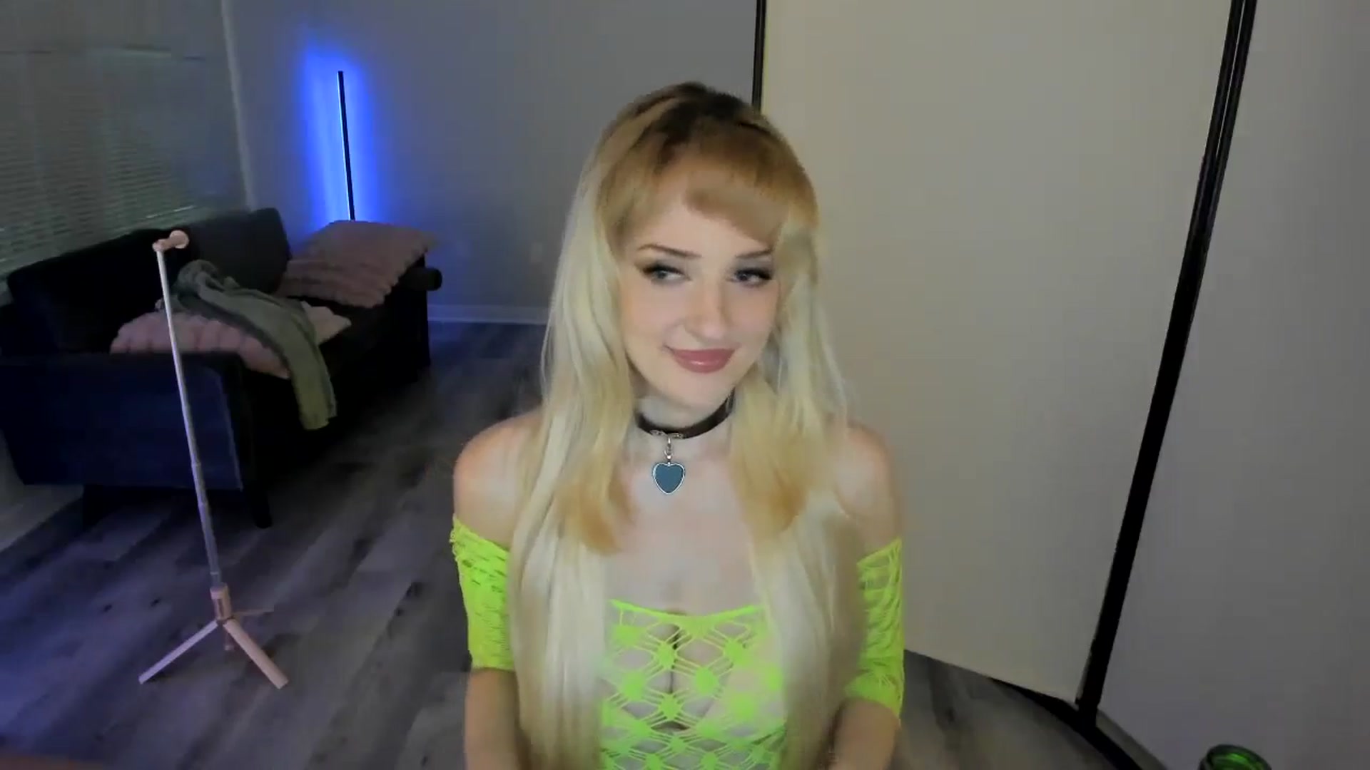 Gallery image thumbnail from Milk_Party's myfreecams stream on, 08/25/2024, 03:21 image 8 of 20