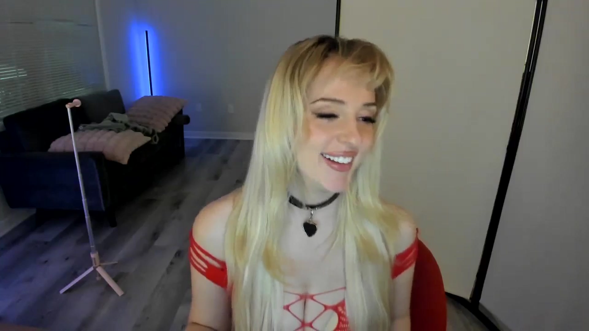 Gallery image thumbnail from Milk_Party's myfreecams stream on, 08/26/2024, 04:06 image 3 of 20