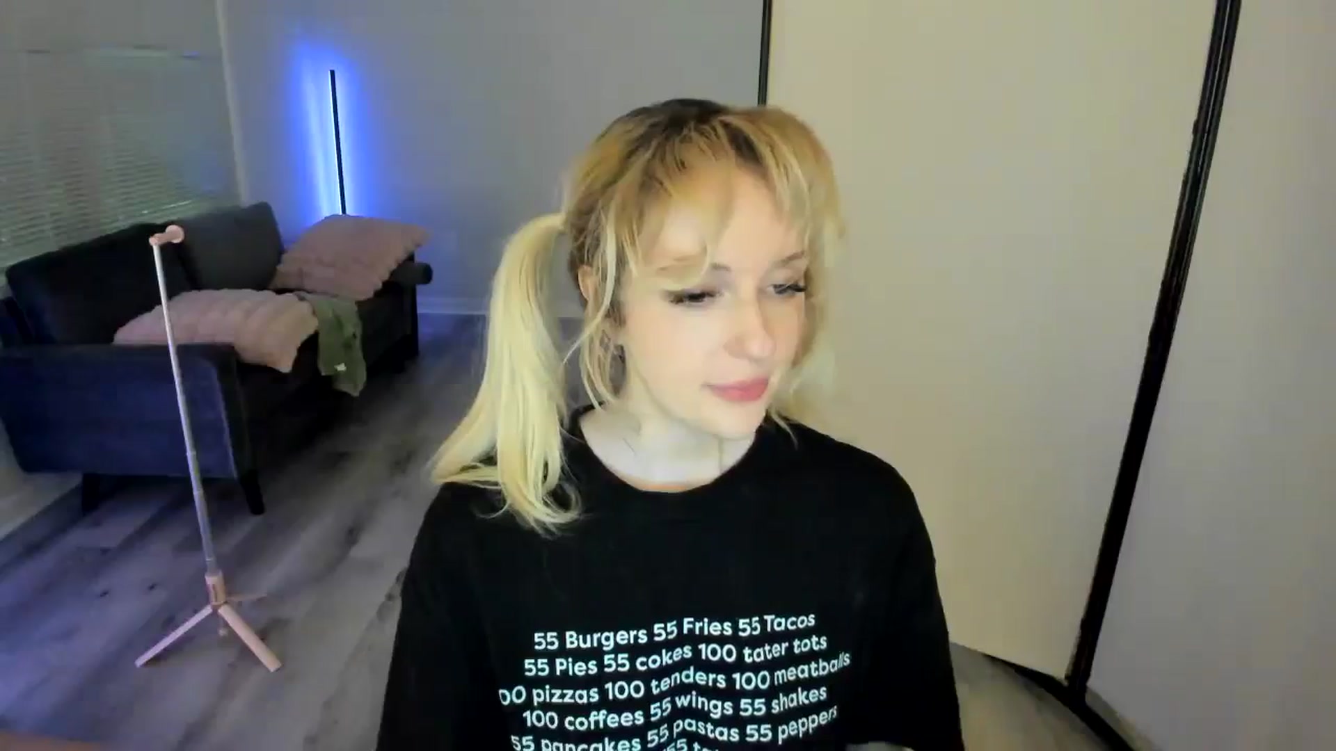 Gallery image thumbnail from Milk_Party's myfreecams stream on, 08/27/2024, 08:20 image 17 of 20