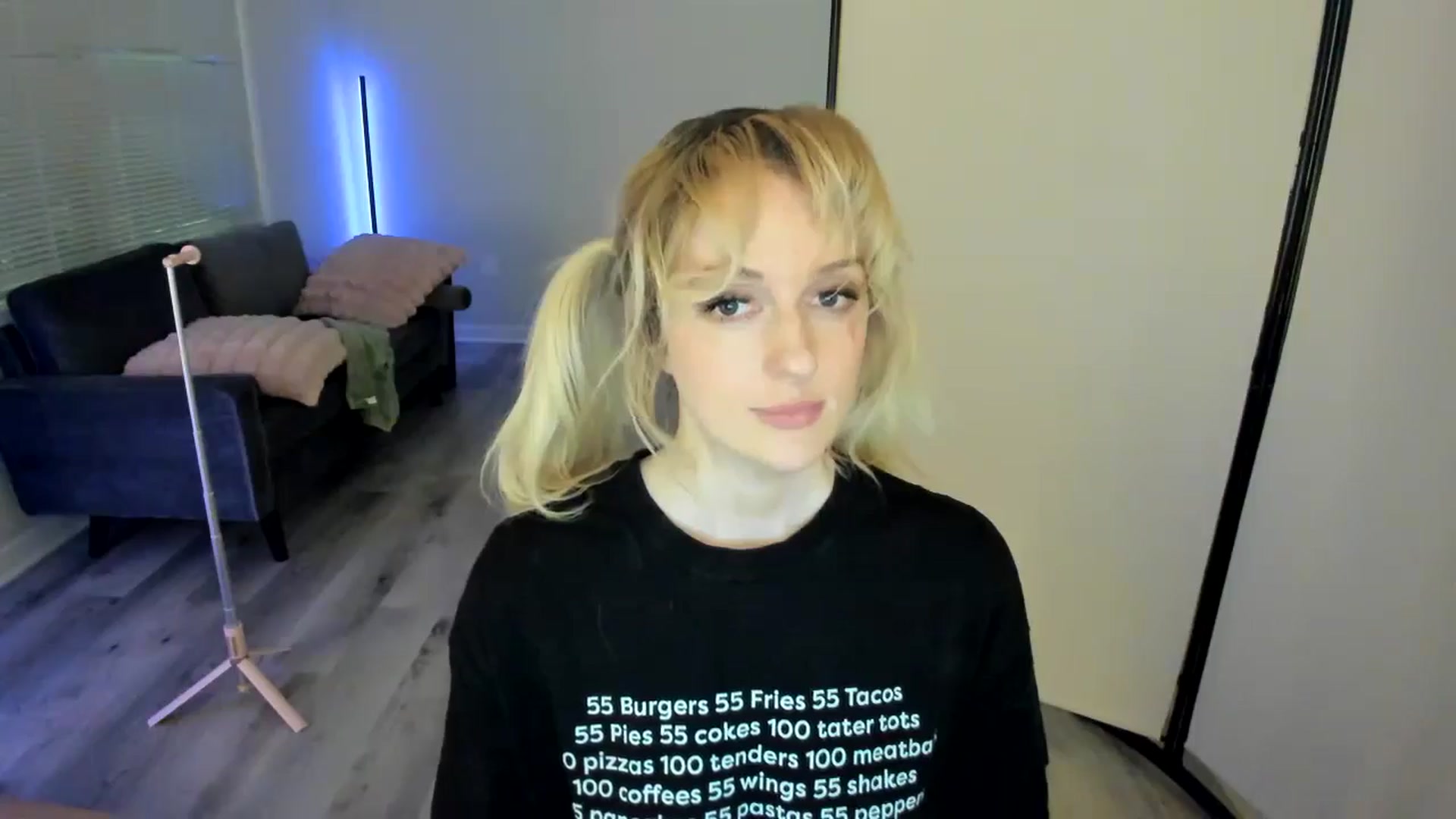 Gallery image thumbnail from Milk_Party's myfreecams stream on, 08/27/2024, 08:20 image 4 of 20