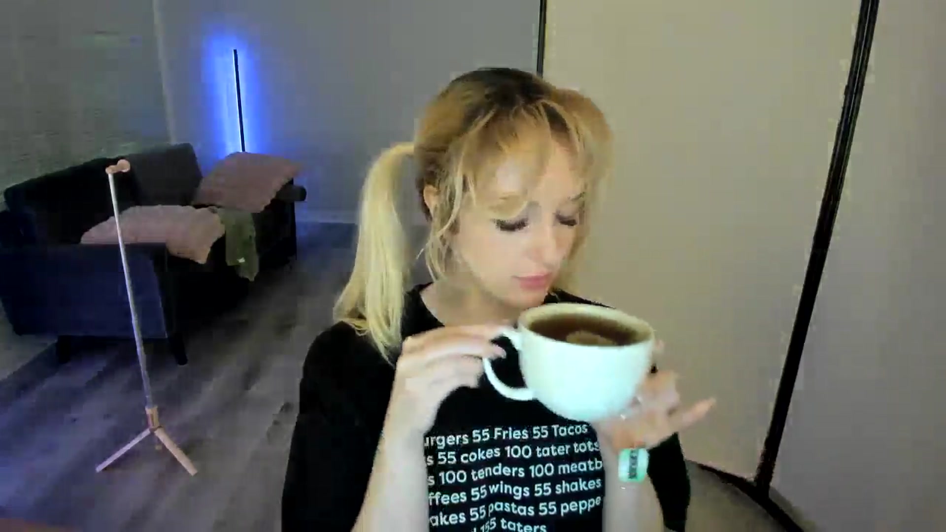 Gallery image thumbnail from Milk_Party's myfreecams stream on, 08/27/2024, 08:20 image 13 of 20