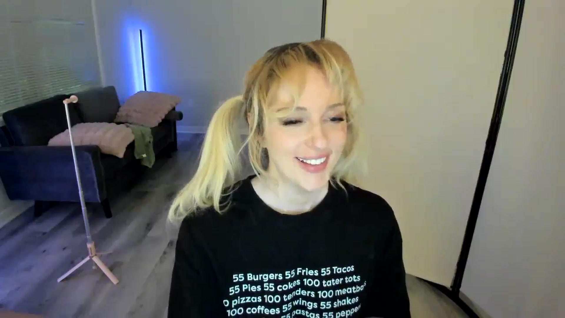 Gallery image thumbnail from Milk_Party's myfreecams stream on, 08/27/2024, 08:20 image 6 of 20
