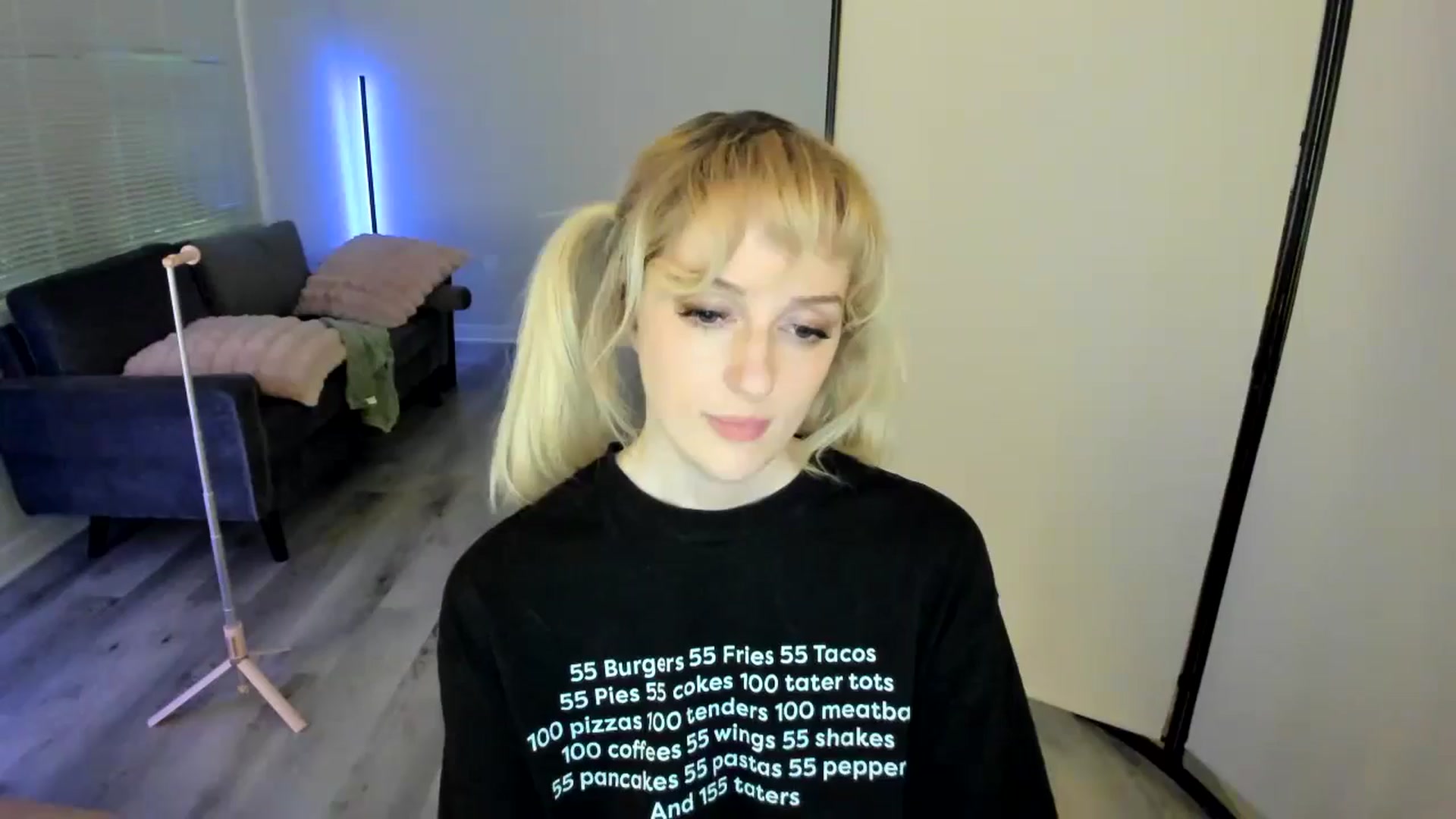 Gallery image thumbnail from Milk_Party's myfreecams stream on, 08/27/2024, 09:01 image 15 of 20