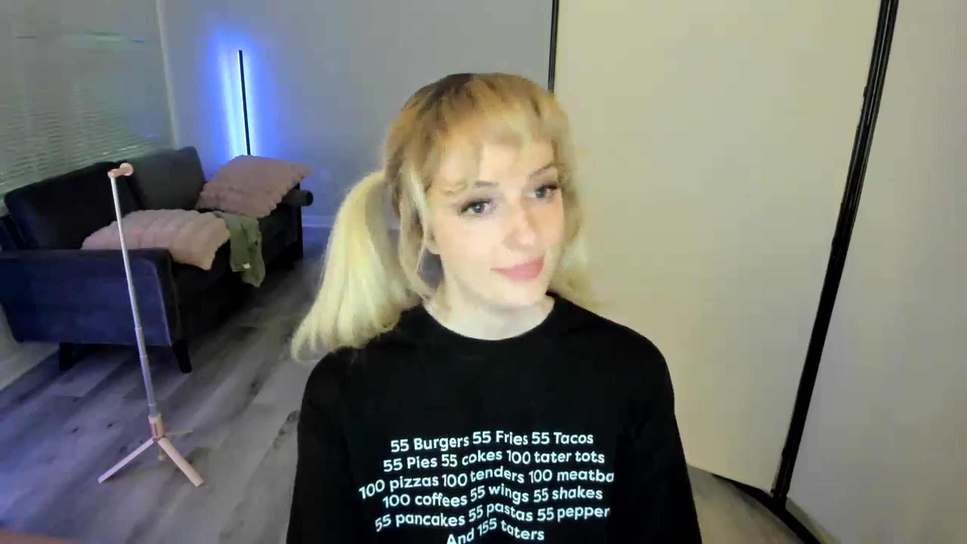 Gallery image thumbnail from Milk_Party's myfreecams stream on, 08/27/2024, 09:01 image 13 of 20