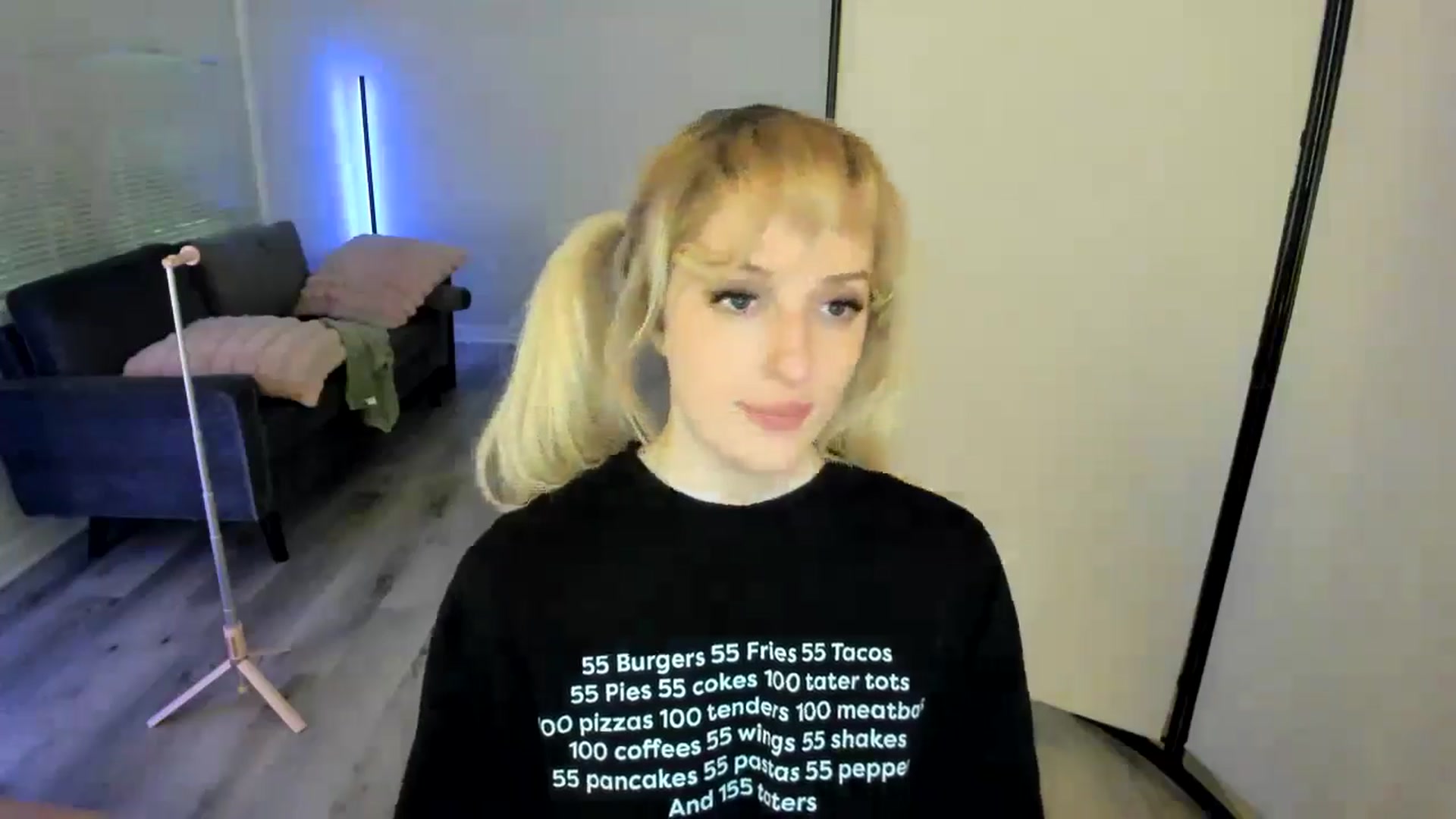 Gallery image thumbnail from Milk_Party's myfreecams stream on, 08/27/2024, 09:01 image 10 of 20