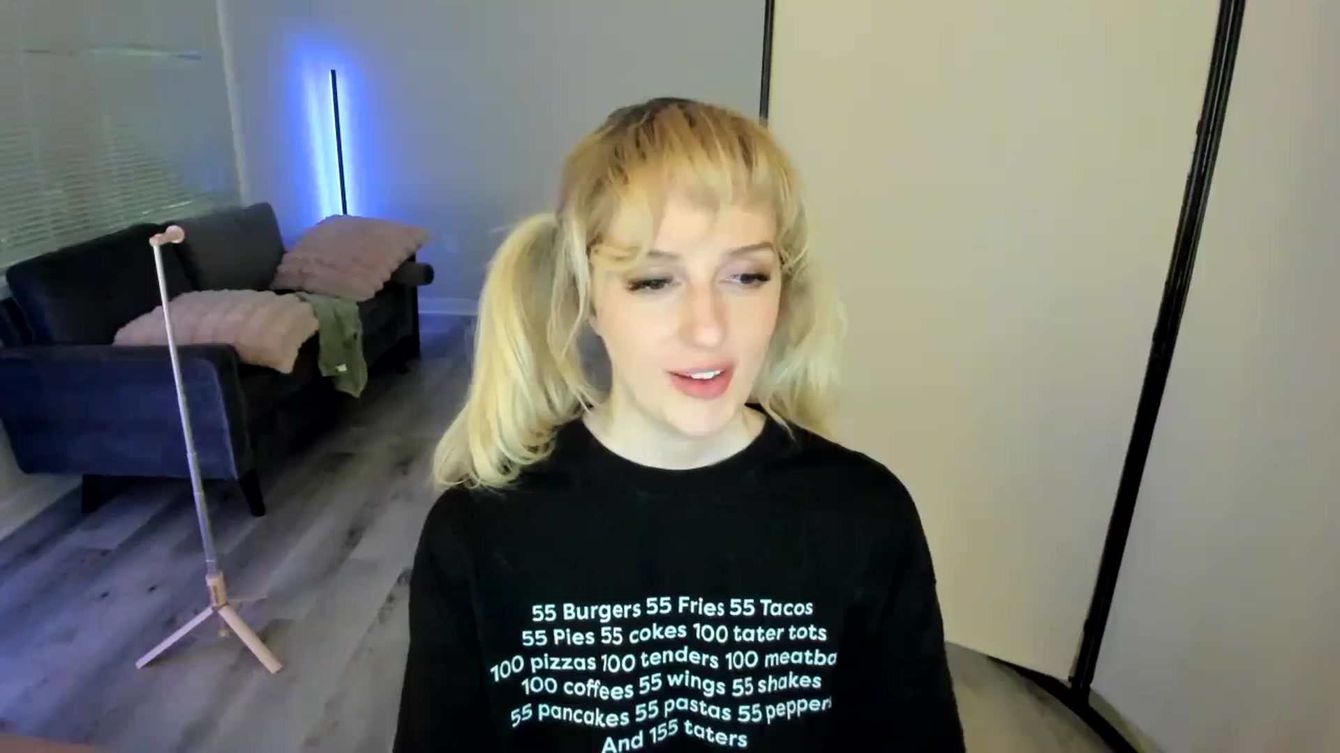 Gallery image thumbnail from Milk_Party's myfreecams stream on, 08/27/2024, 09:01 image 17 of 20