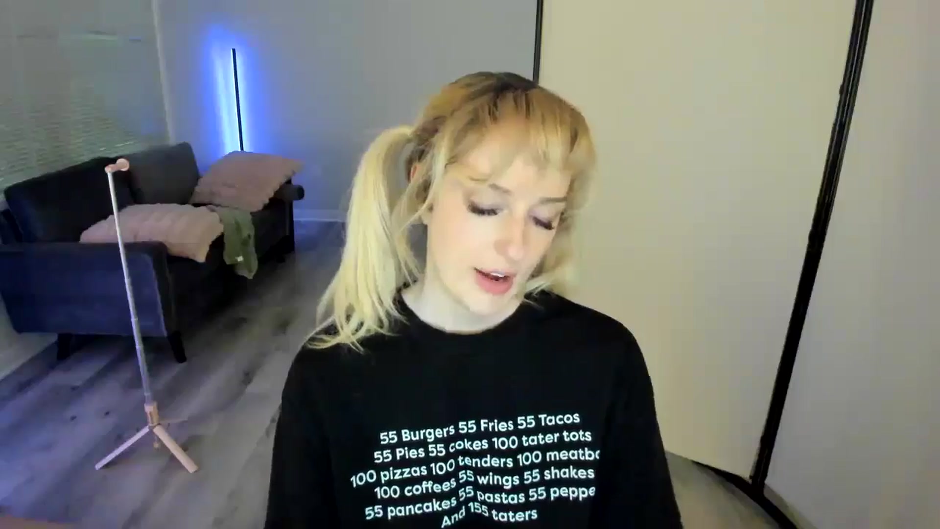 Gallery image thumbnail from Milk_Party's myfreecams stream on, 08/27/2024, 09:01 image 8 of 20