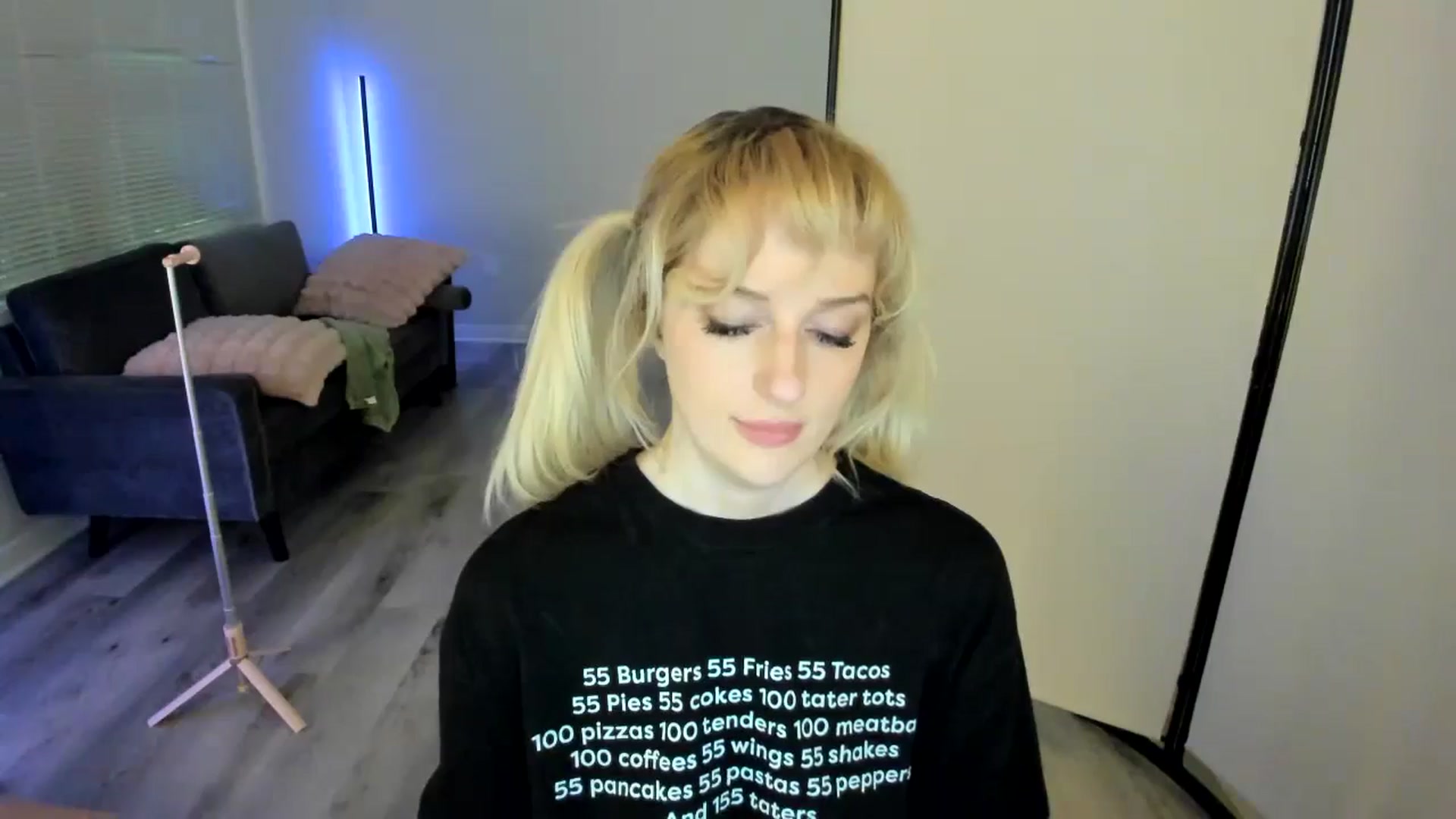 Gallery image thumbnail from Milk_Party's myfreecams stream on, 08/27/2024, 09:01 image 12 of 20