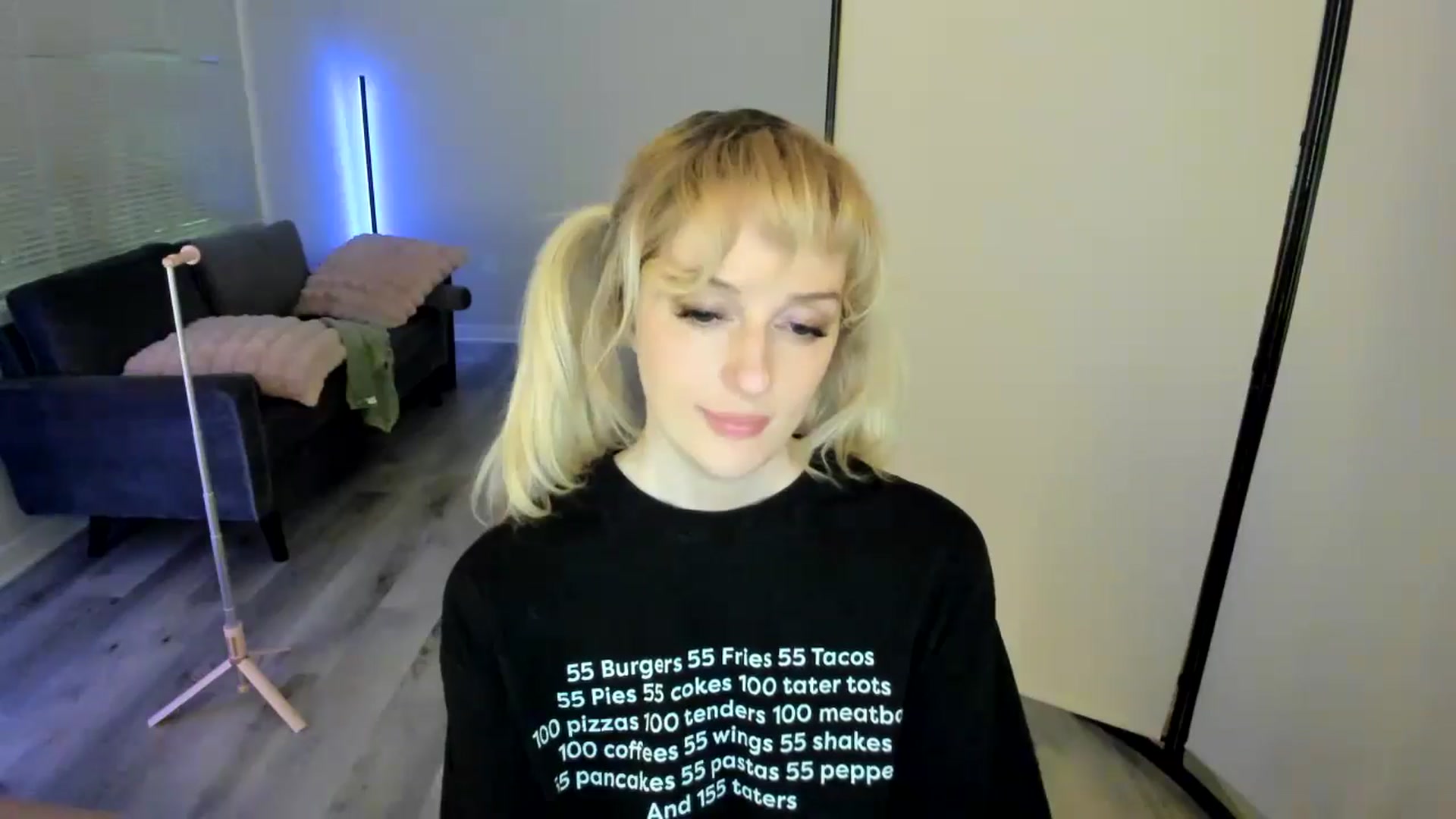 Gallery image thumbnail from Milk_Party's myfreecams stream on, 08/27/2024, 09:01 image 19 of 20