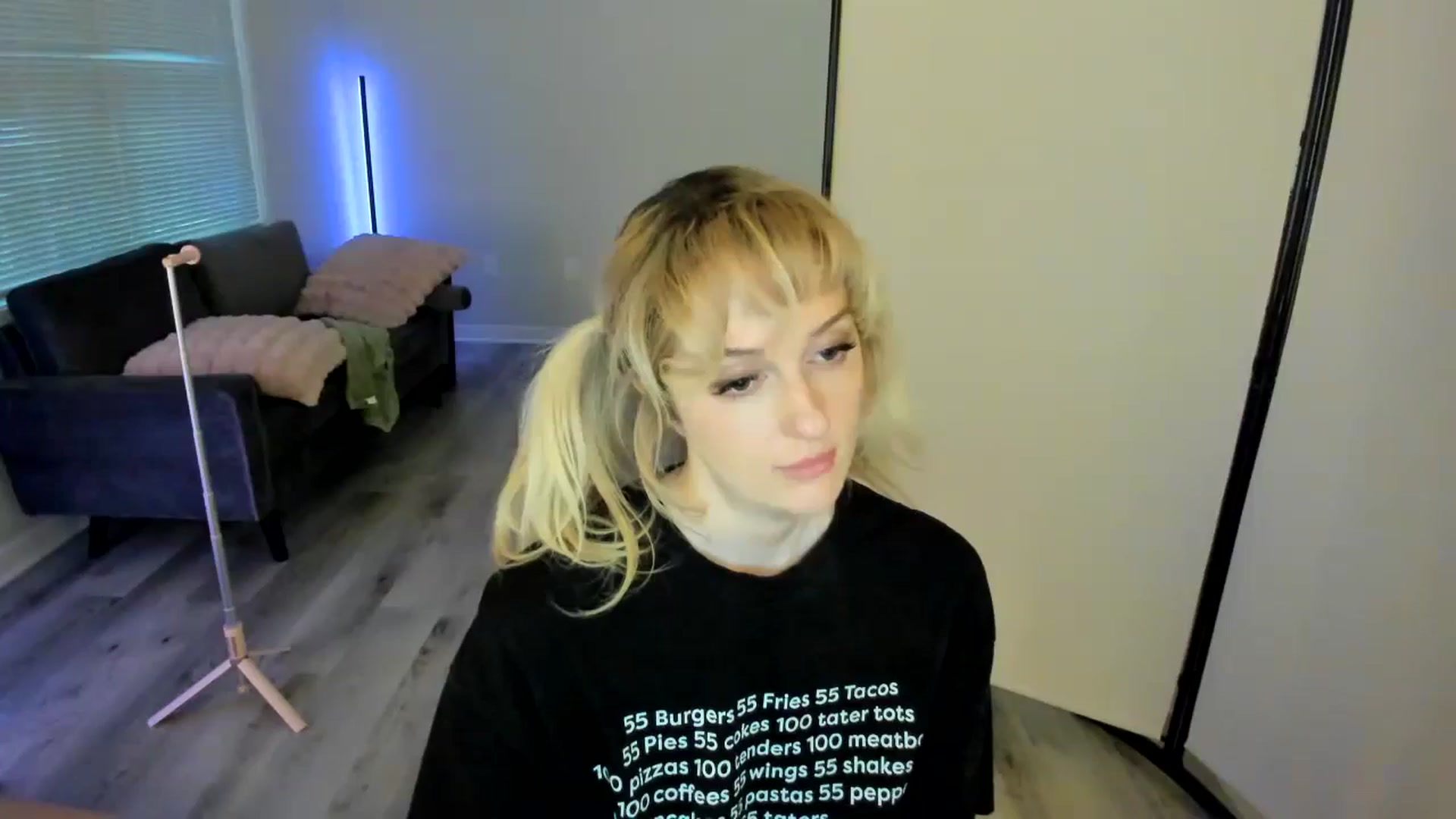 Gallery image thumbnail from Milk_Party's myfreecams stream on, 08/27/2024, 10:25 image 18 of 20