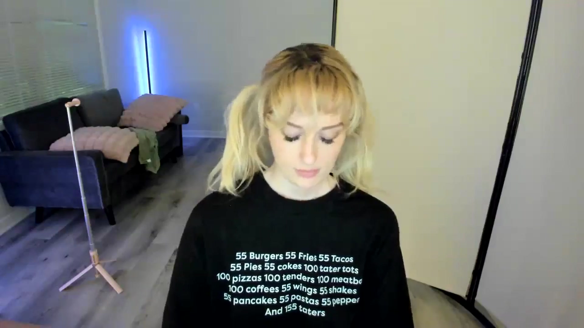 Gallery image thumbnail from Milk_Party's myfreecams stream on, 08/27/2024, 10:25 image 3 of 20
