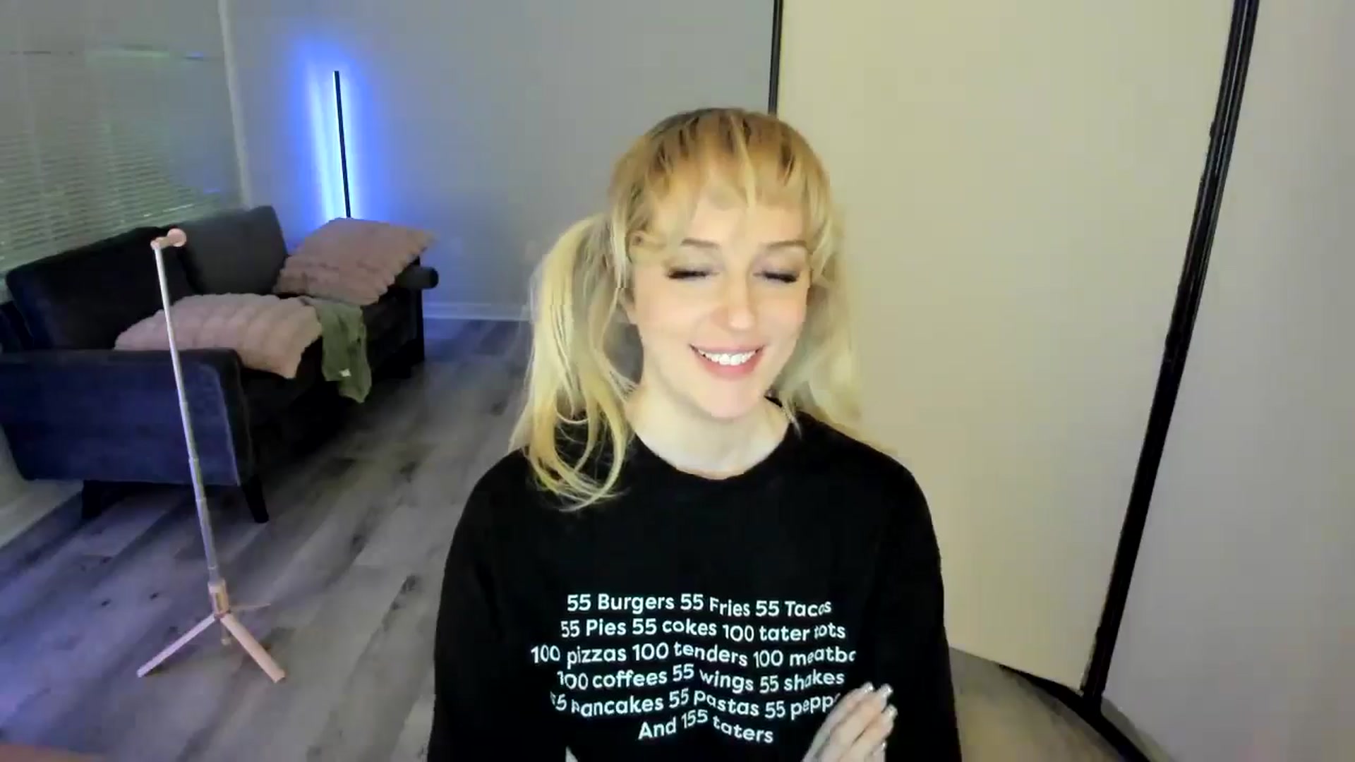 Gallery image thumbnail from Milk_Party's myfreecams stream on, 08/27/2024, 10:25 image 4 of 20