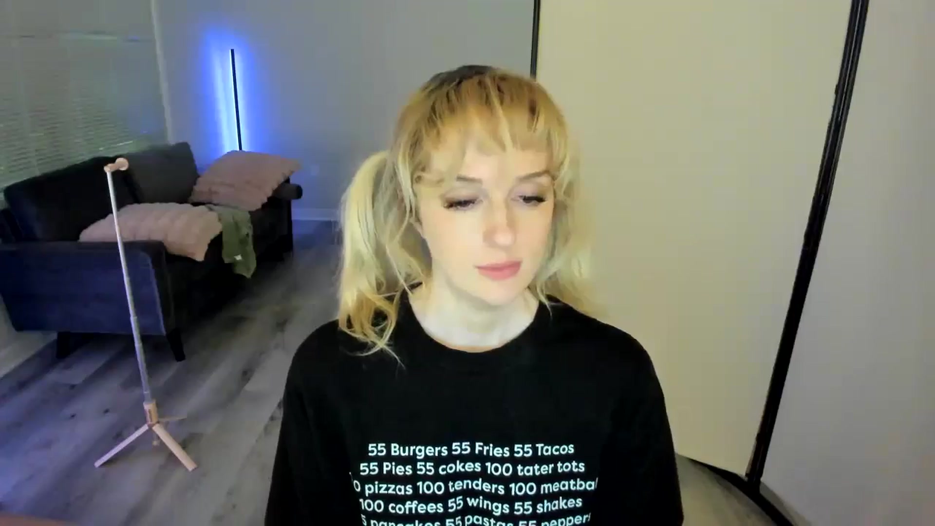 Gallery image thumbnail from Milk_Party's myfreecams stream on, 08/27/2024, 10:25 image 11 of 20