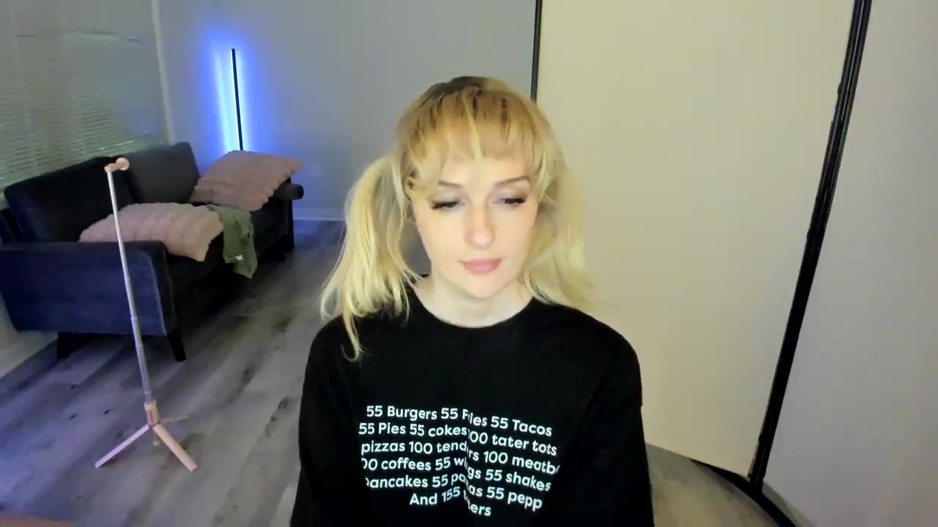 Gallery image thumbnail from Milk_Party's myfreecams stream on, 08/27/2024, 10:25 image 8 of 20