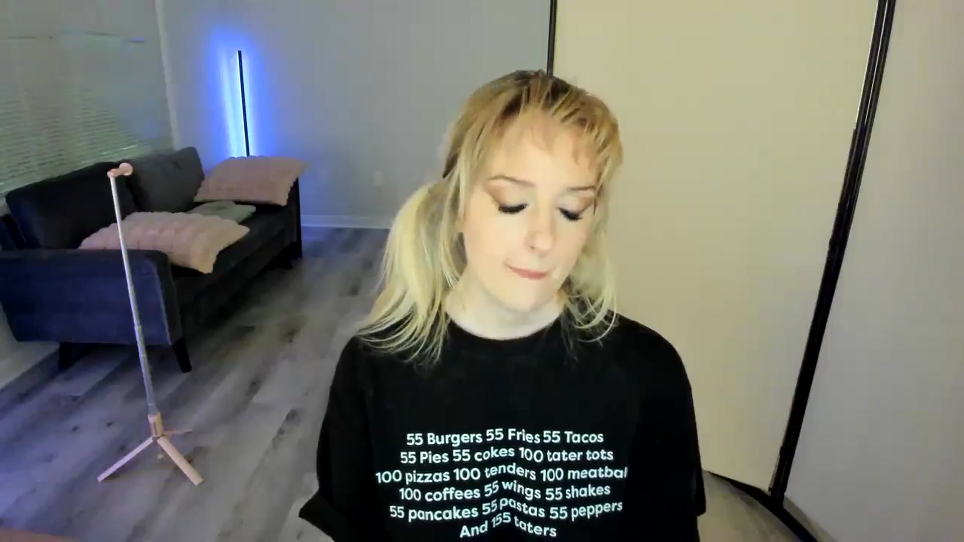 Gallery image thumbnail from Milk_Party's myfreecams stream on, 08/29/2024, 04:39 image 12 of 20