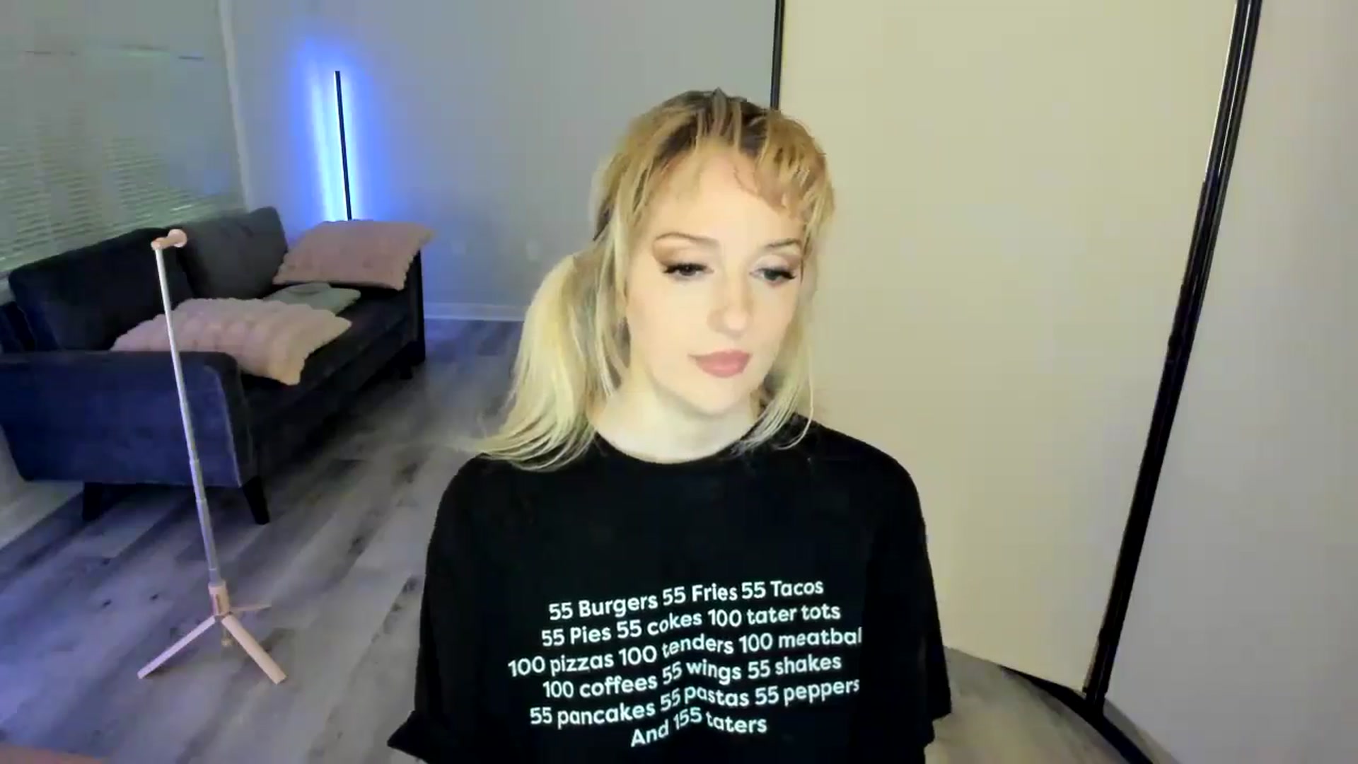 Gallery image thumbnail from Milk_Party's myfreecams stream on, 08/29/2024, 04:39 image 2 of 20