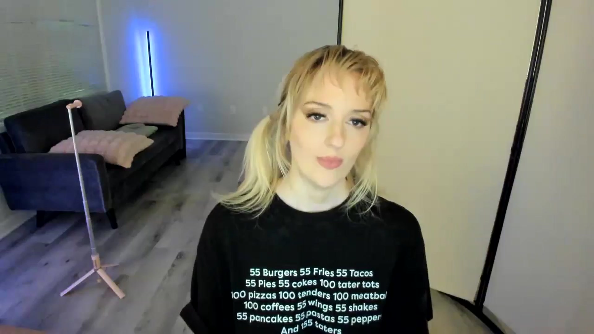 Gallery image thumbnail from Milk_Party's myfreecams stream on, 08/29/2024, 04:39 image 8 of 20