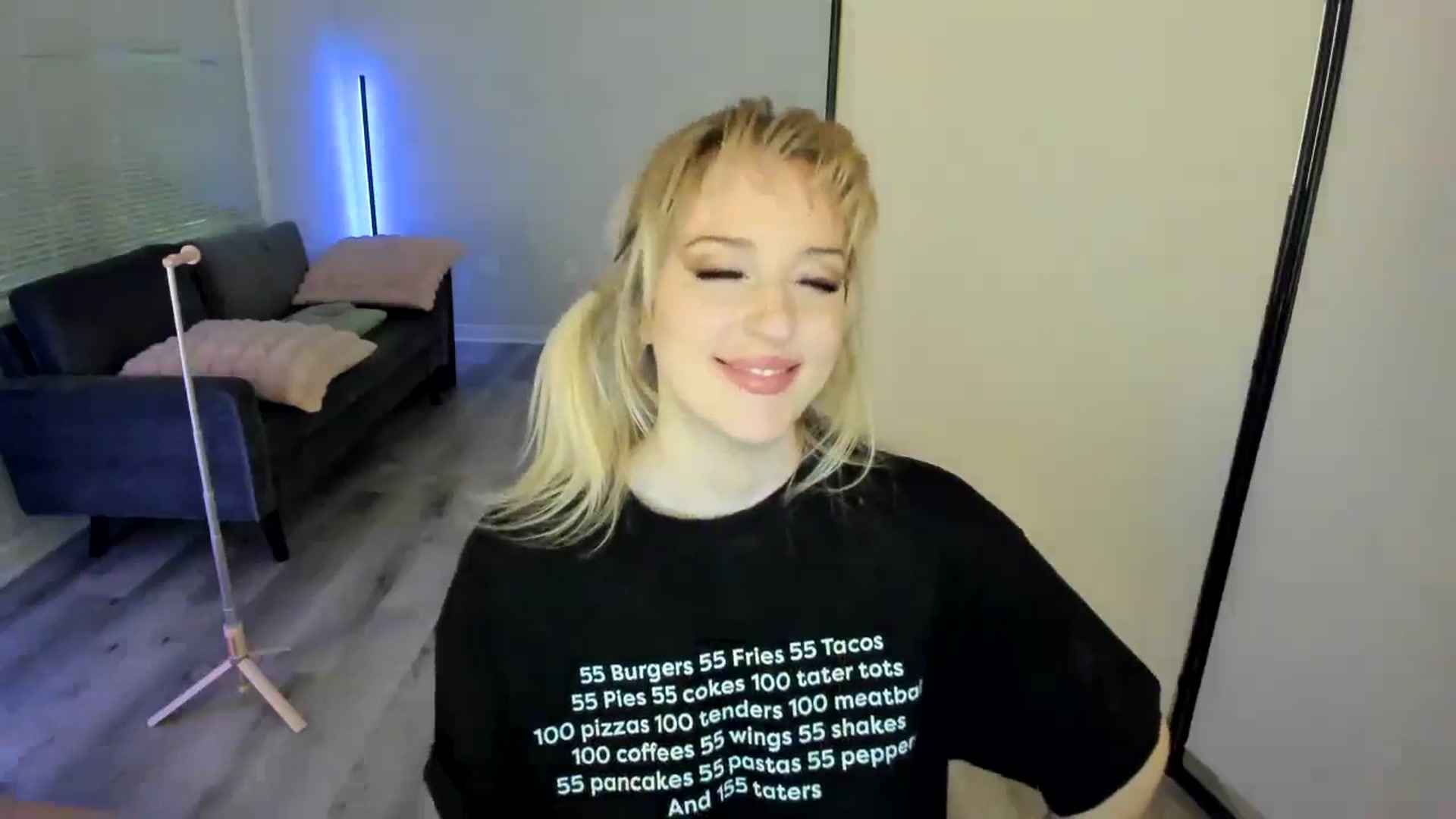 Gallery image thumbnail from Milk_Party's myfreecams stream on, 08/29/2024, 04:39 image 6 of 20