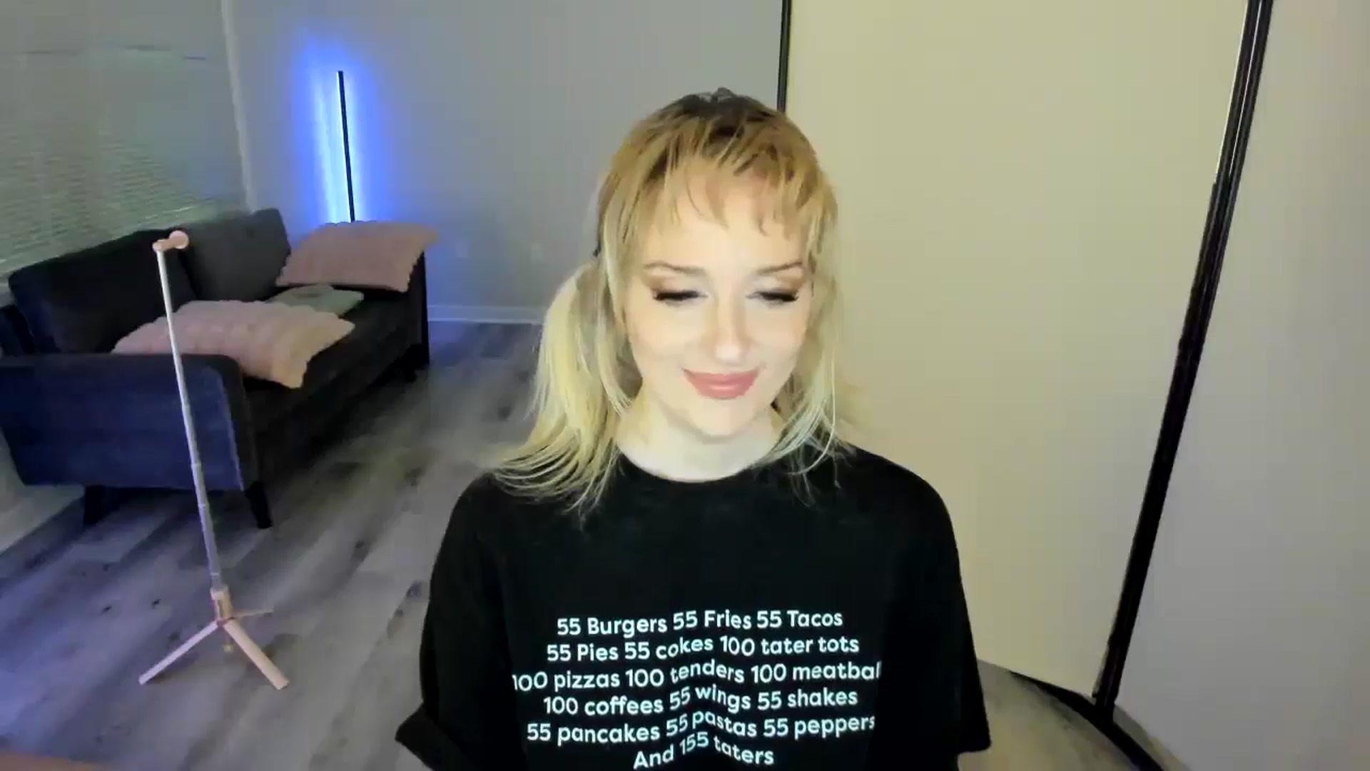 Gallery image thumbnail from Milk_Party's myfreecams stream on, 08/29/2024, 04:39 image 10 of 20