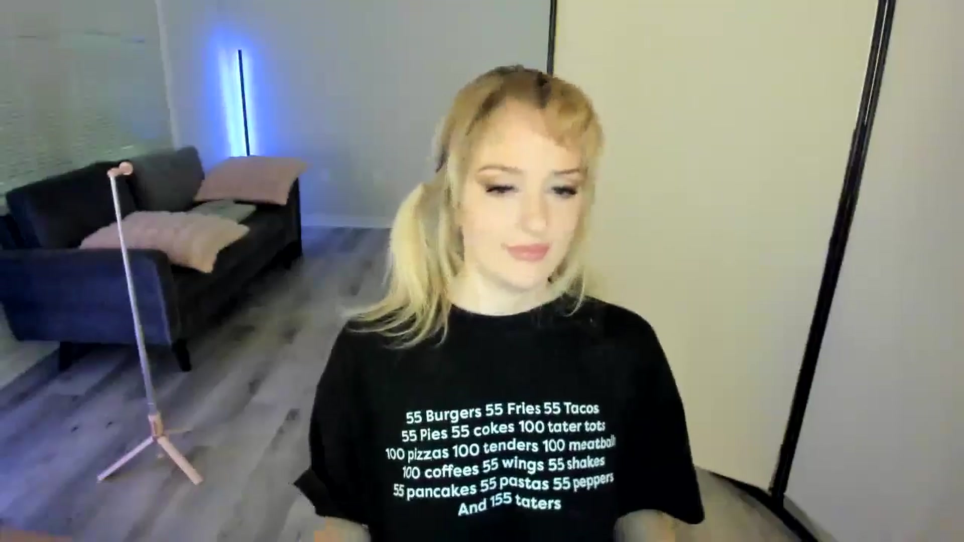 Gallery image thumbnail from Milk_Party's myfreecams stream on, 08/29/2024, 04:39 image 4 of 20
