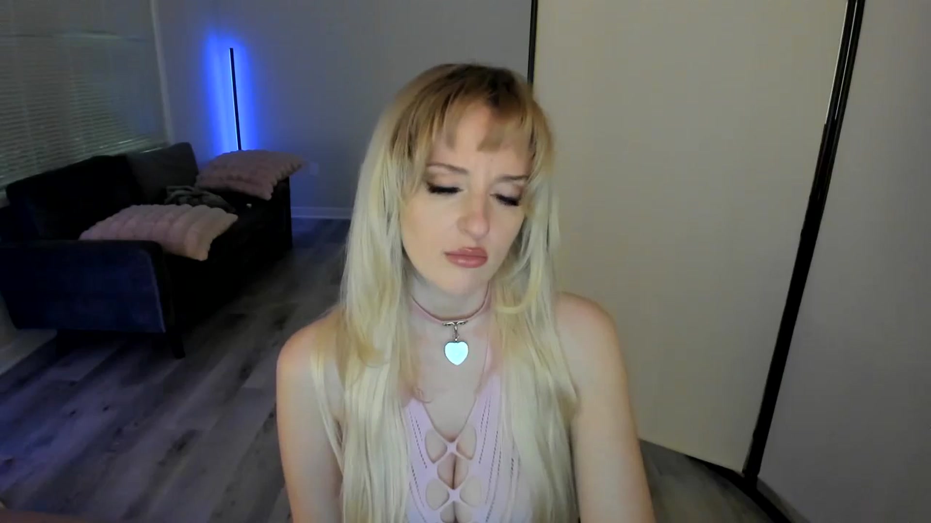 Gallery image thumbnail from Milk_Party's myfreecams stream on, 08/31/2024, 02:04 image 16 of 20