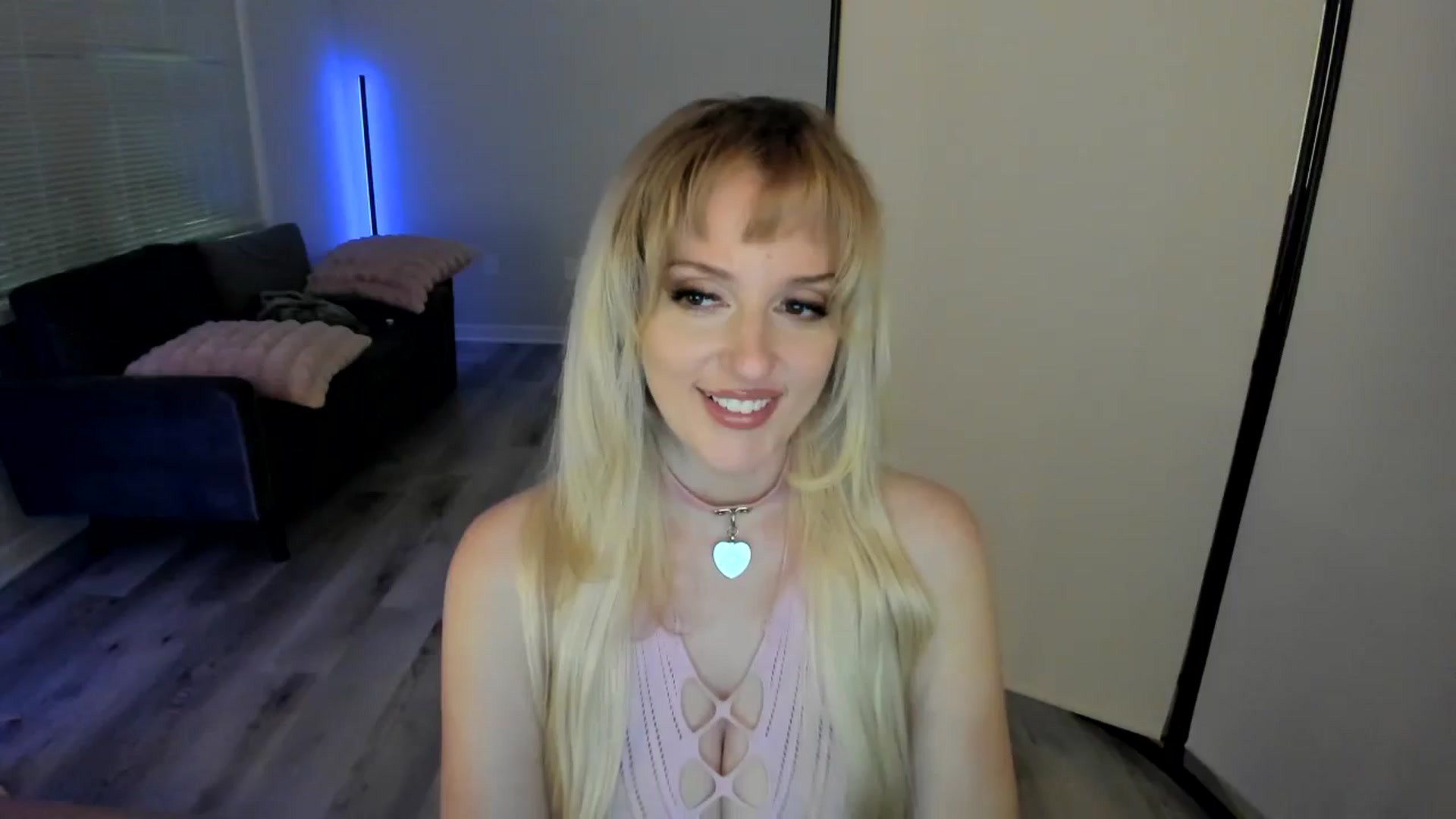 Gallery image thumbnail from Milk_Party's myfreecams stream on, 08/31/2024, 02:04 image 18 of 20