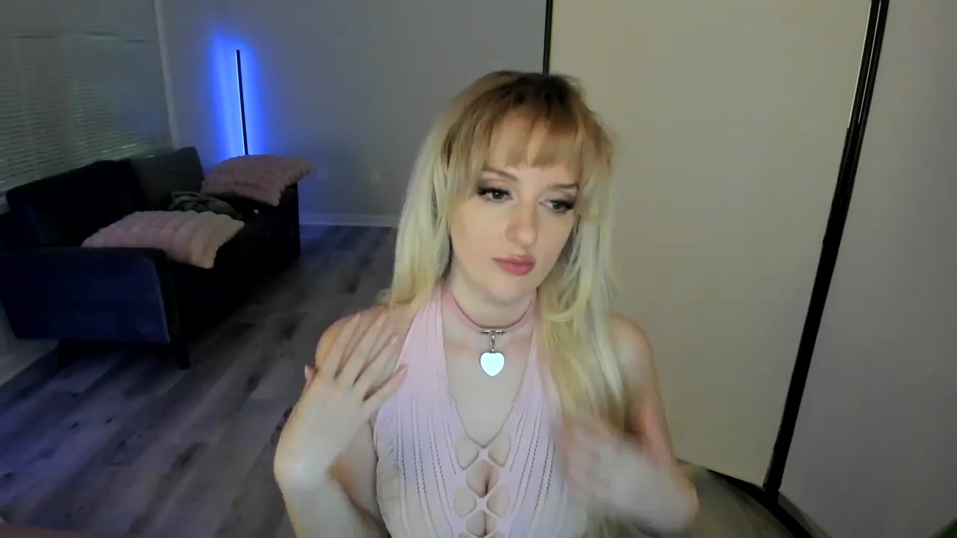 Gallery image thumbnail from Milk_Party's myfreecams stream on, 08/31/2024, 09:17 image 13 of 20