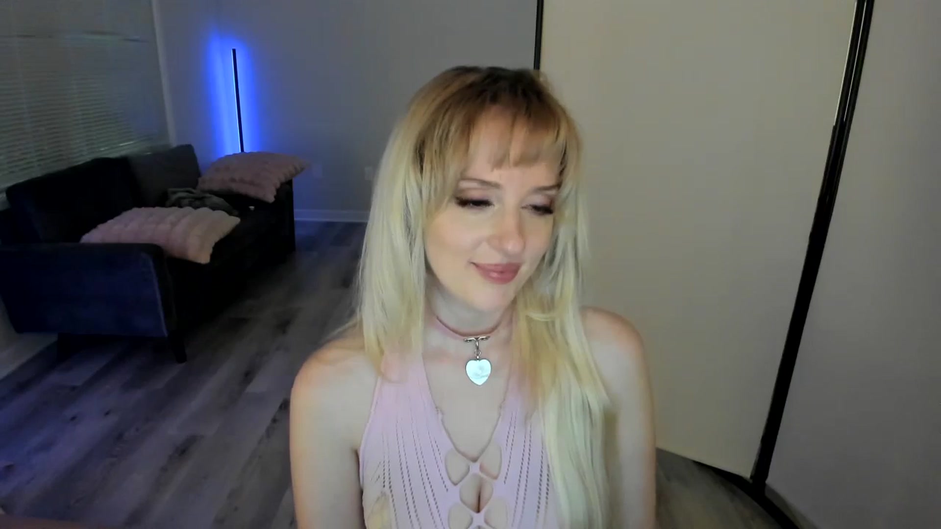 Gallery image thumbnail from Milk_Party's myfreecams stream on, 08/31/2024, 09:17 image 5 of 20