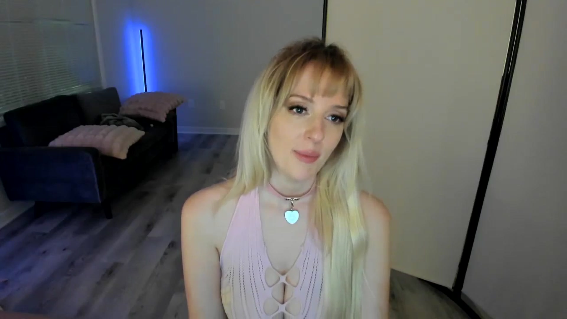 Gallery image thumbnail from Milk_Party's myfreecams stream on, 08/31/2024, 10:02 image 16 of 20