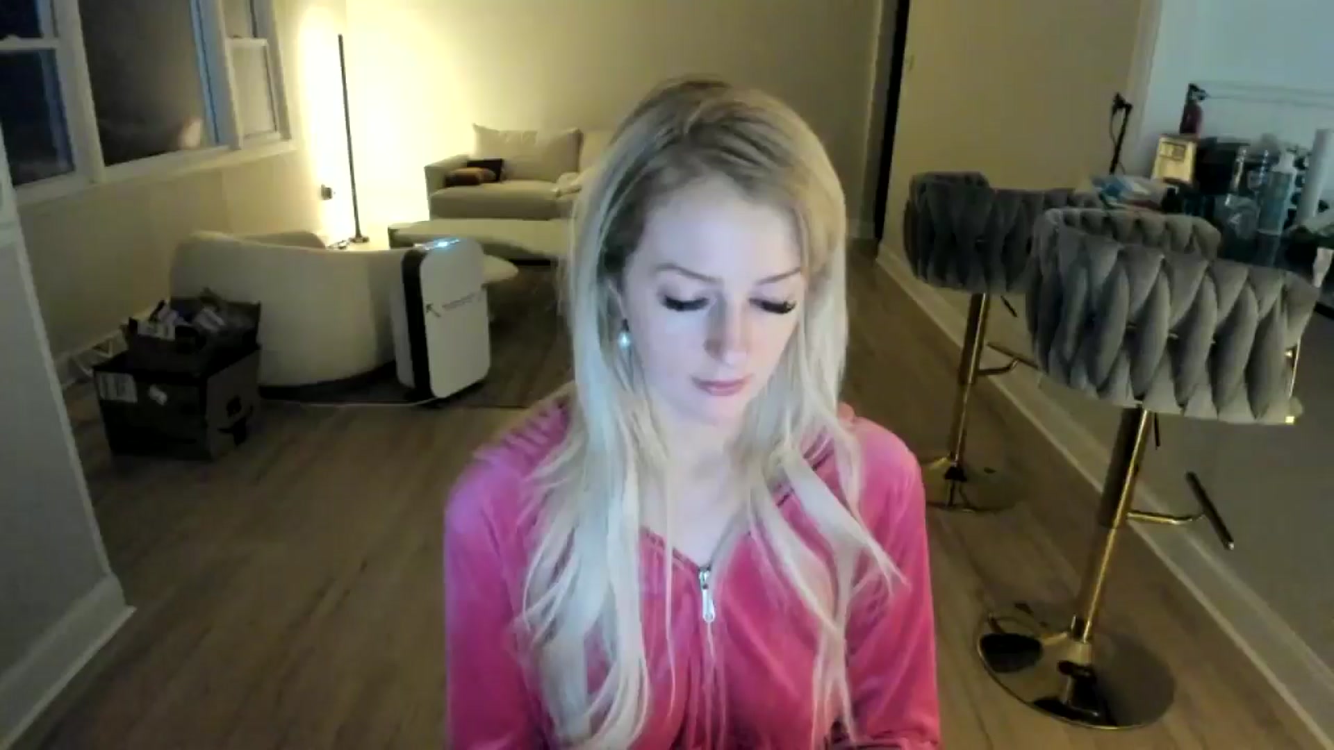 Gallery image thumbnail from Milk_Party's myfreecams stream on, 01/22/2025, 03:08 image 13 of 20
