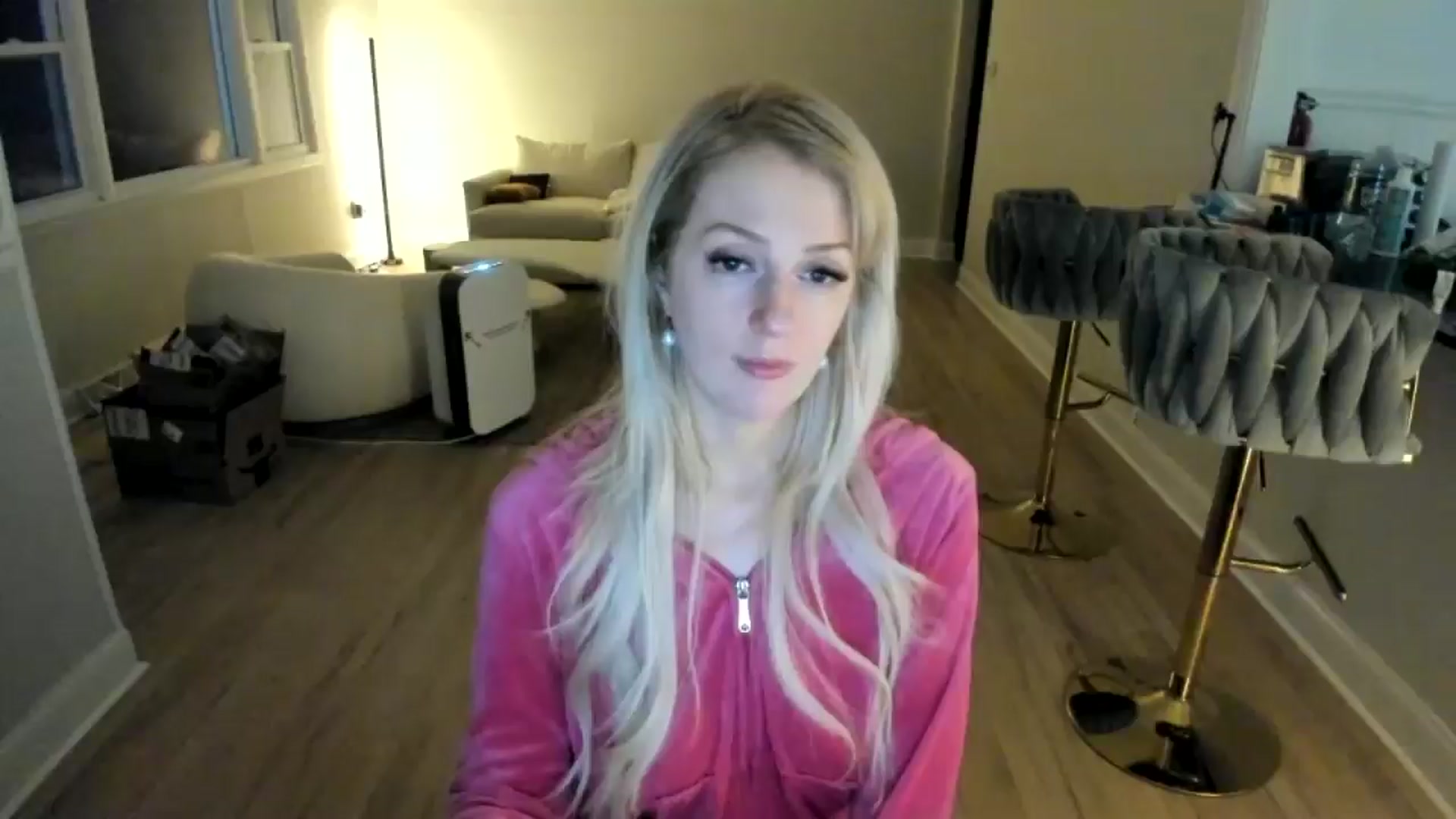 Gallery image thumbnail from Milk_Party's myfreecams stream on, 01/22/2025, 03:08 image 4 of 20