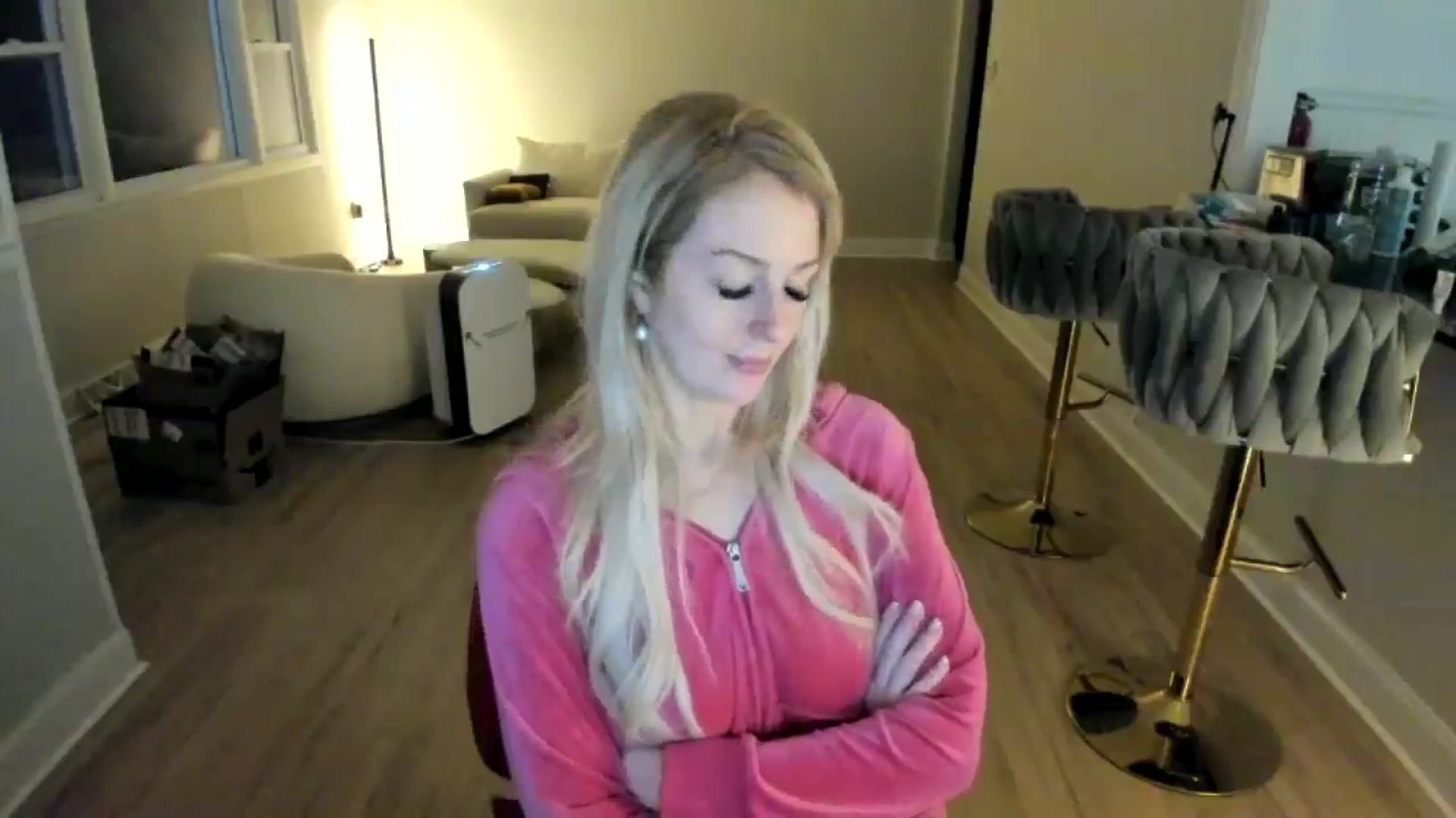 Gallery image thumbnail from Milk_Party's myfreecams stream on, 01/22/2025, 03:08 image 11 of 20