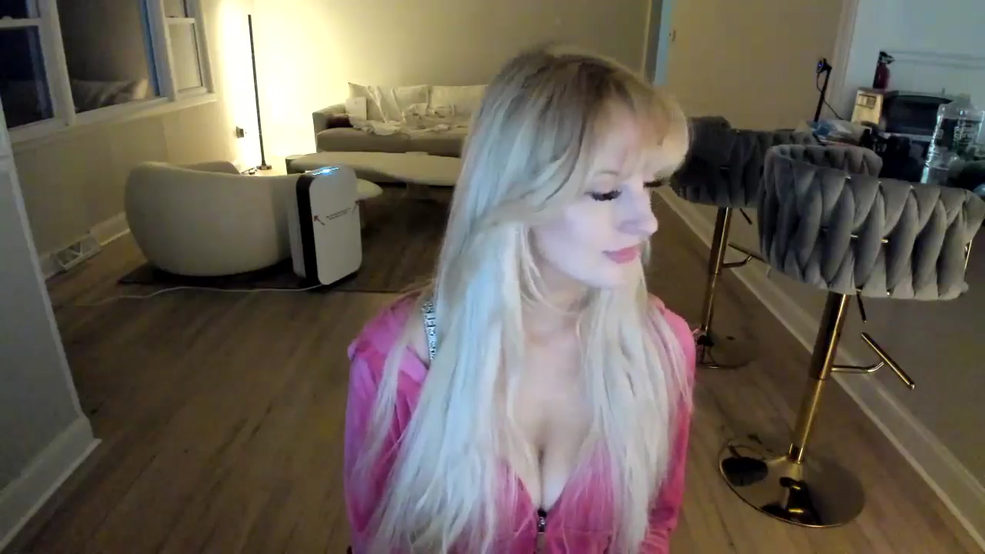 Gallery image thumbnail from Milk_Party's myfreecams stream on, 01/28/2025, 24:01 image 13 of 20