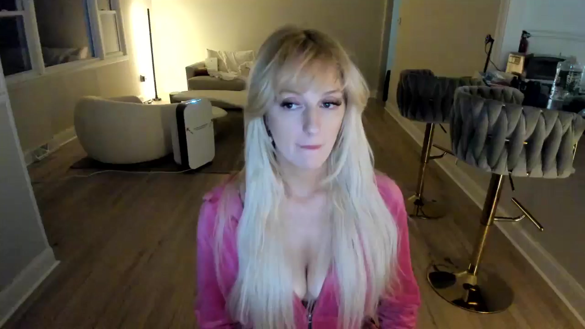 Gallery image thumbnail from Milk_Party's myfreecams stream on, 01/28/2025, 02:45 image 16 of 20