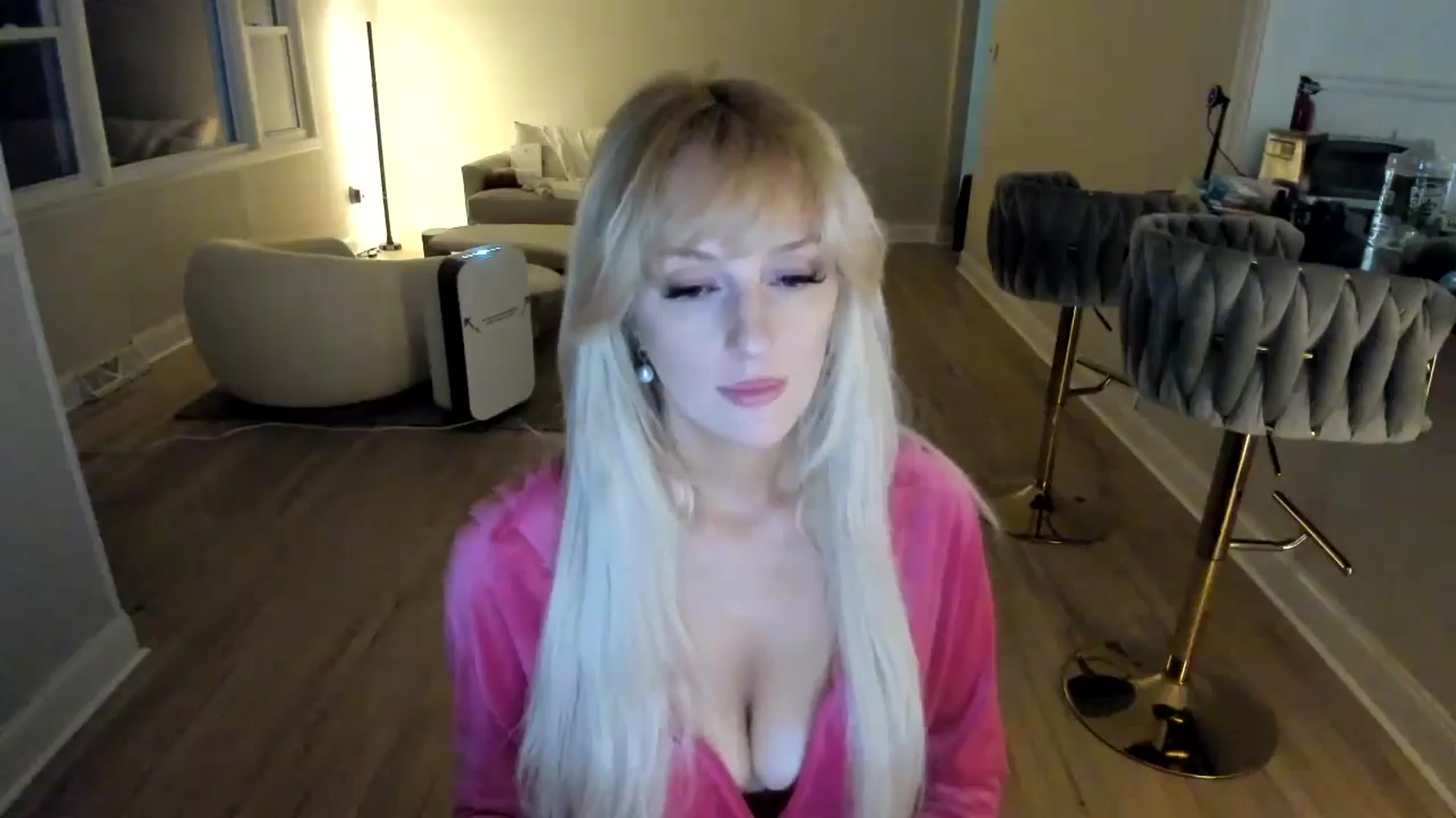 Gallery image thumbnail from Milk_Party's myfreecams stream on, 01/28/2025, 02:45 image 8 of 20