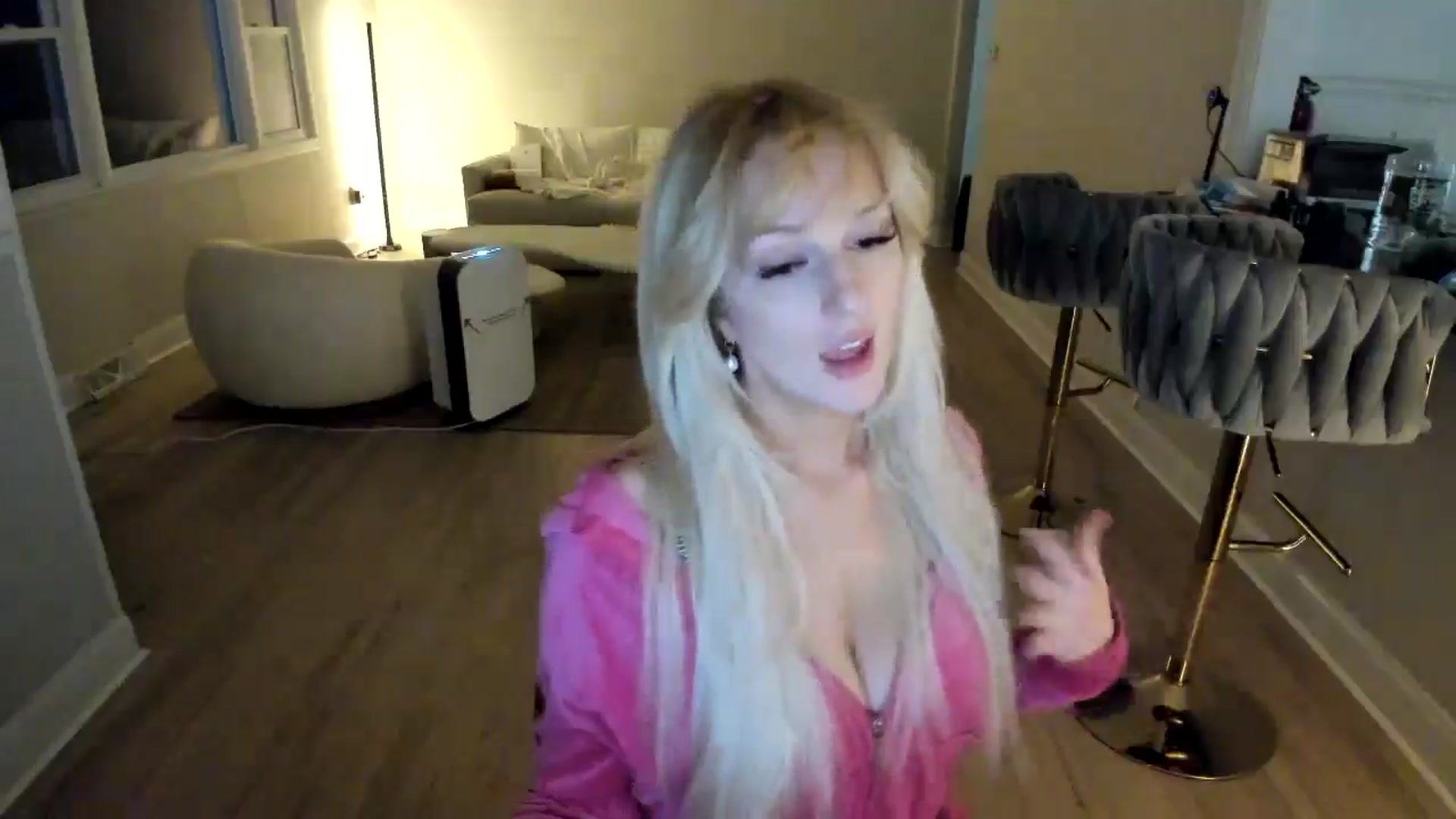 Gallery image thumbnail from Milk_Party's myfreecams stream on, 01/28/2025, 04:46 image 3 of 20