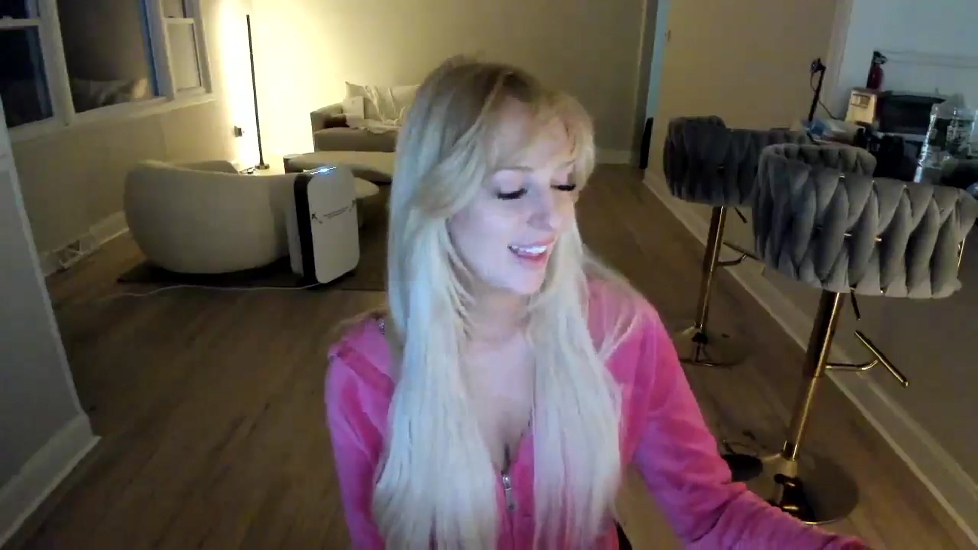 Gallery image thumbnail from Milk_Party's myfreecams stream on, 01/28/2025, 04:46 image 16 of 20