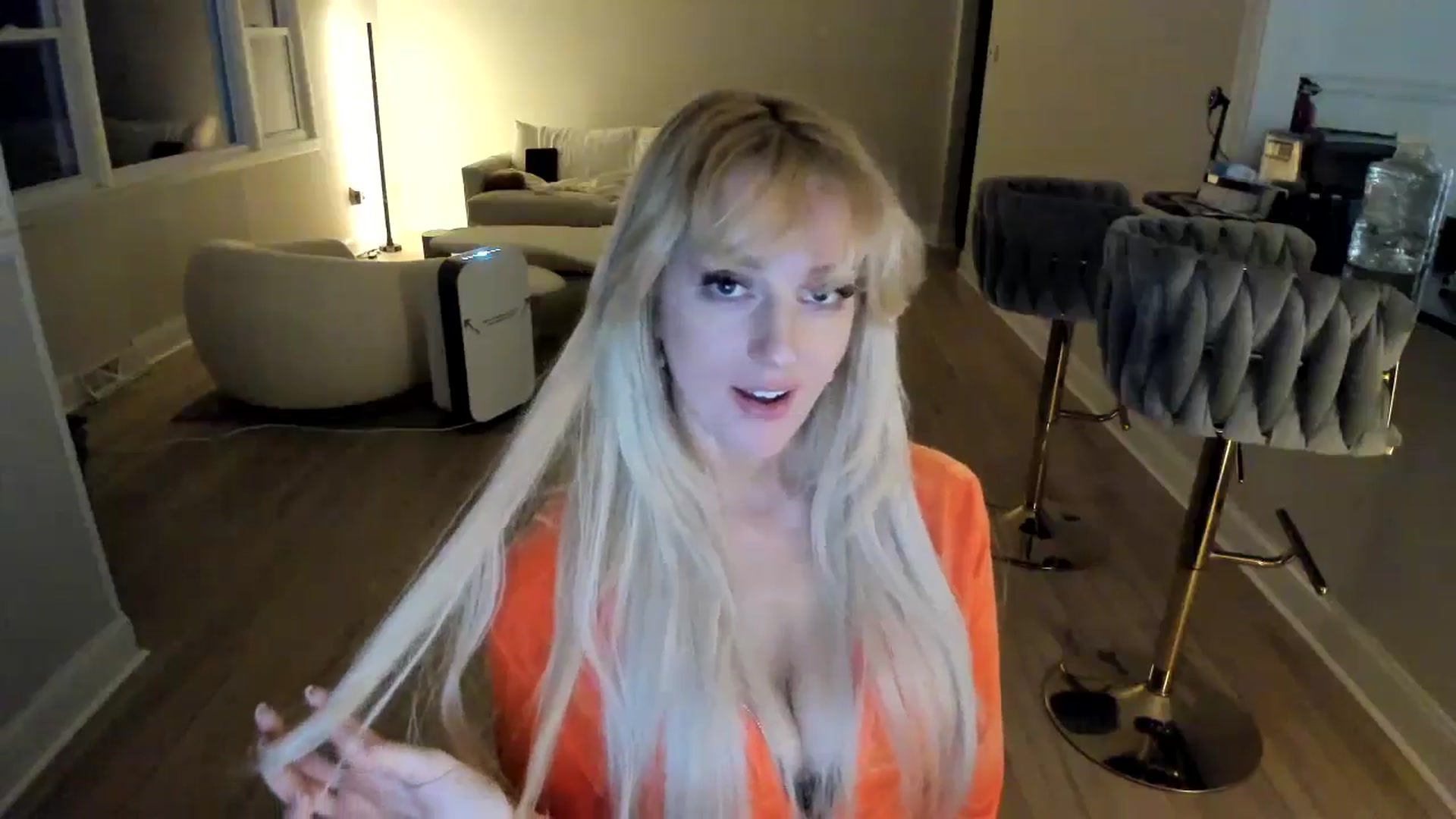 Gallery image thumbnail from Milk_Party's myfreecams stream on, 01/31/2025, 06:23 image 15 of 20